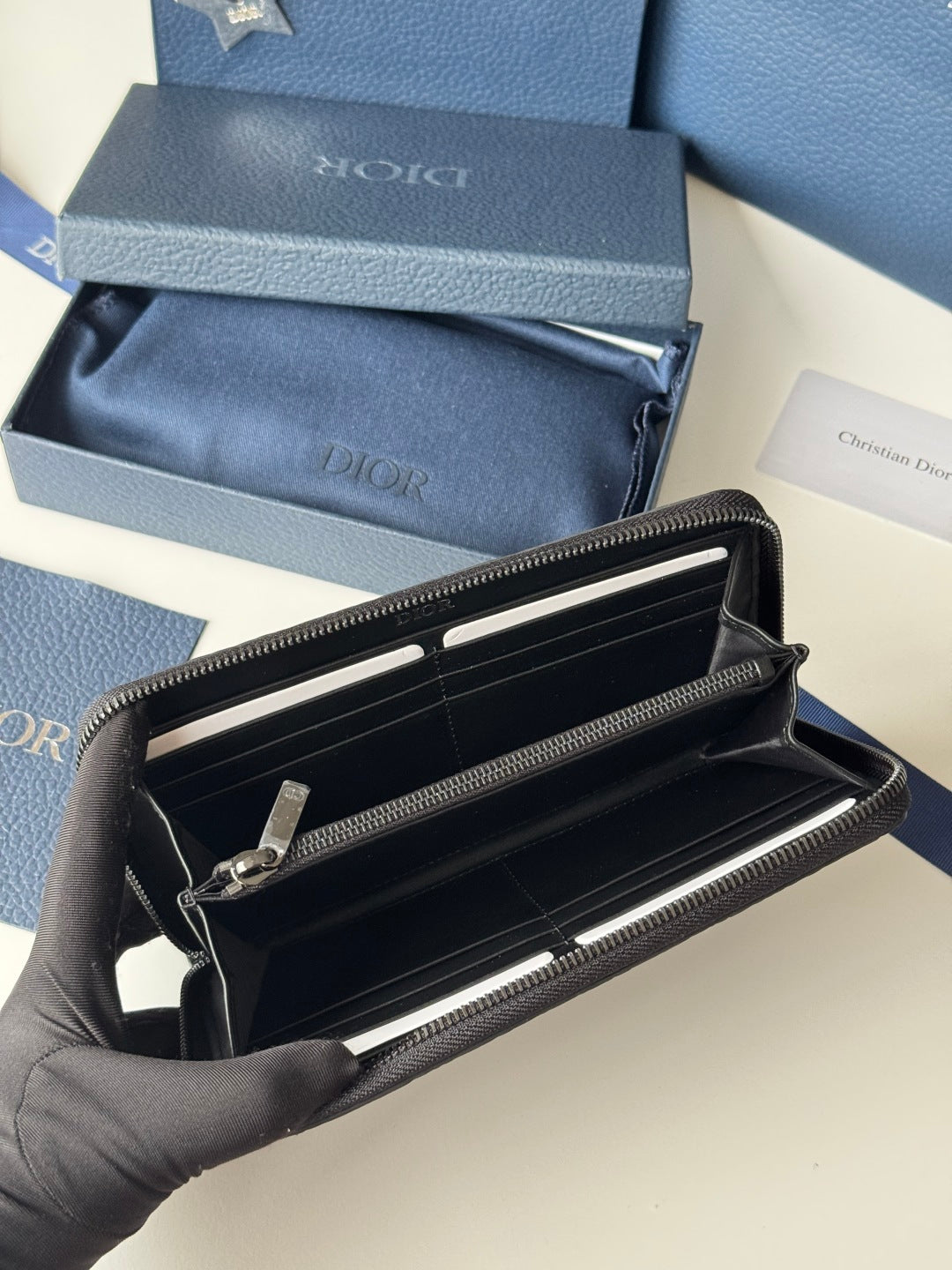 CD Long Zipped Wallet 19.8cm Black Gravity Leather mysite