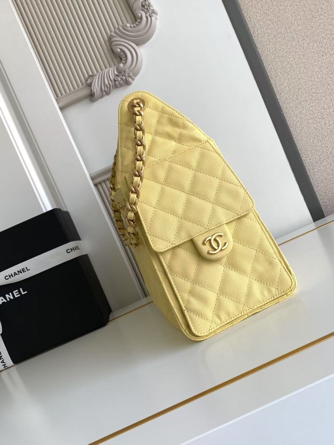 CC 25C Hobo Bag 30cm Yellow Grained Calfskin mysite