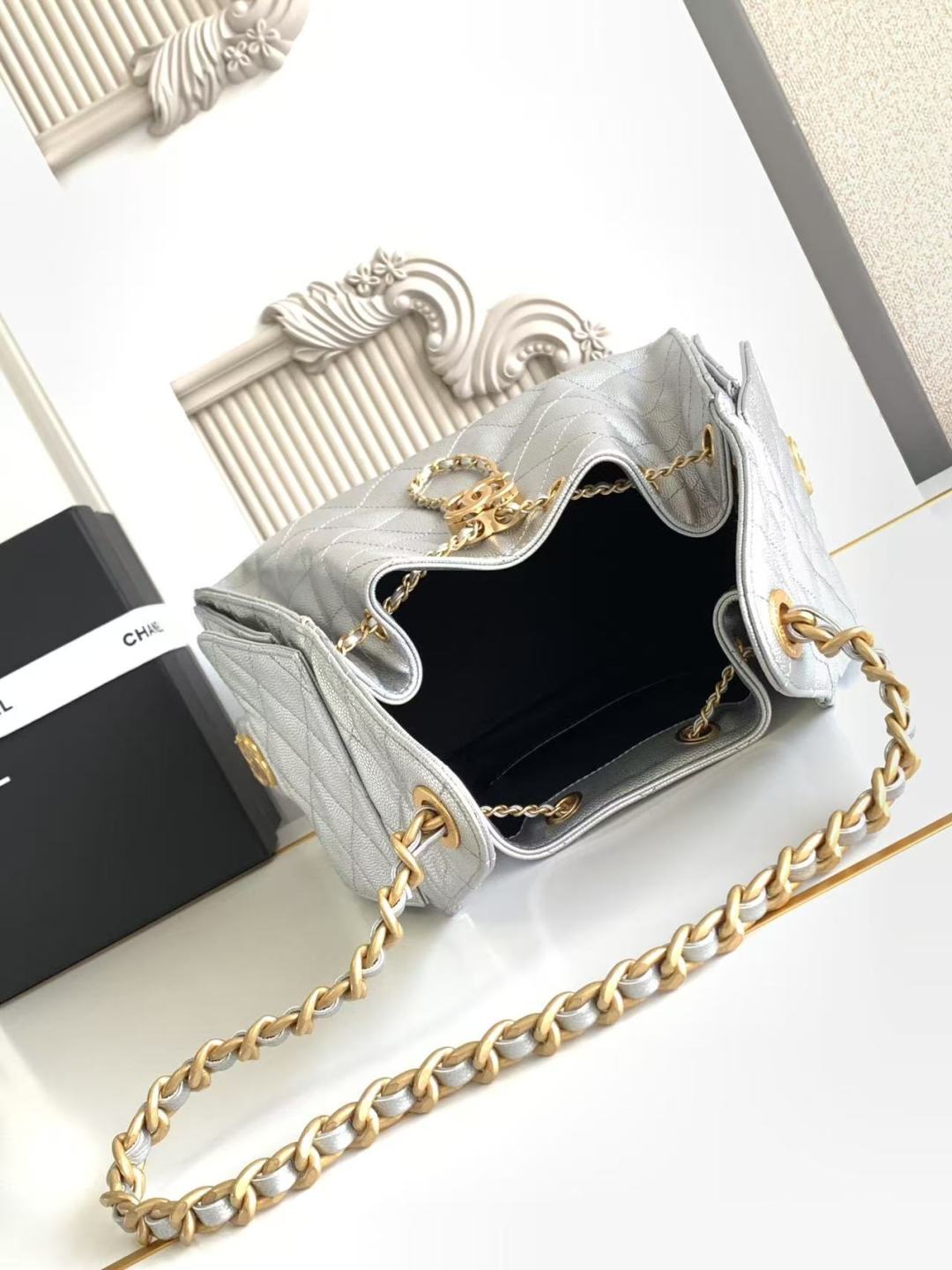 CC 25C Hobo Bag 30cm Silver Metalic Grained Calfskin mysite