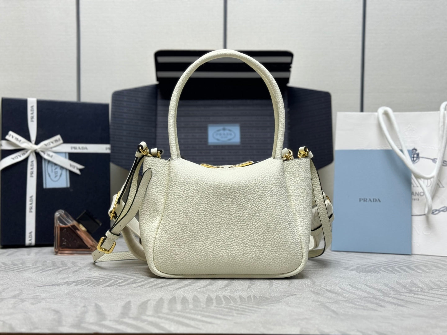 Prada Small Bag 23cm White Grain Leather GHW mysite