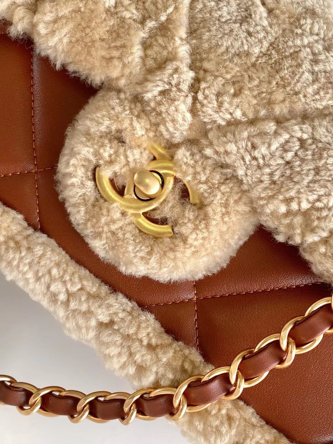 MEDIUM FLAP BAG 23 IN BEIGE WOOL AND GINGER ORANGE CALFSKIN GOLD HARDWARE mysite