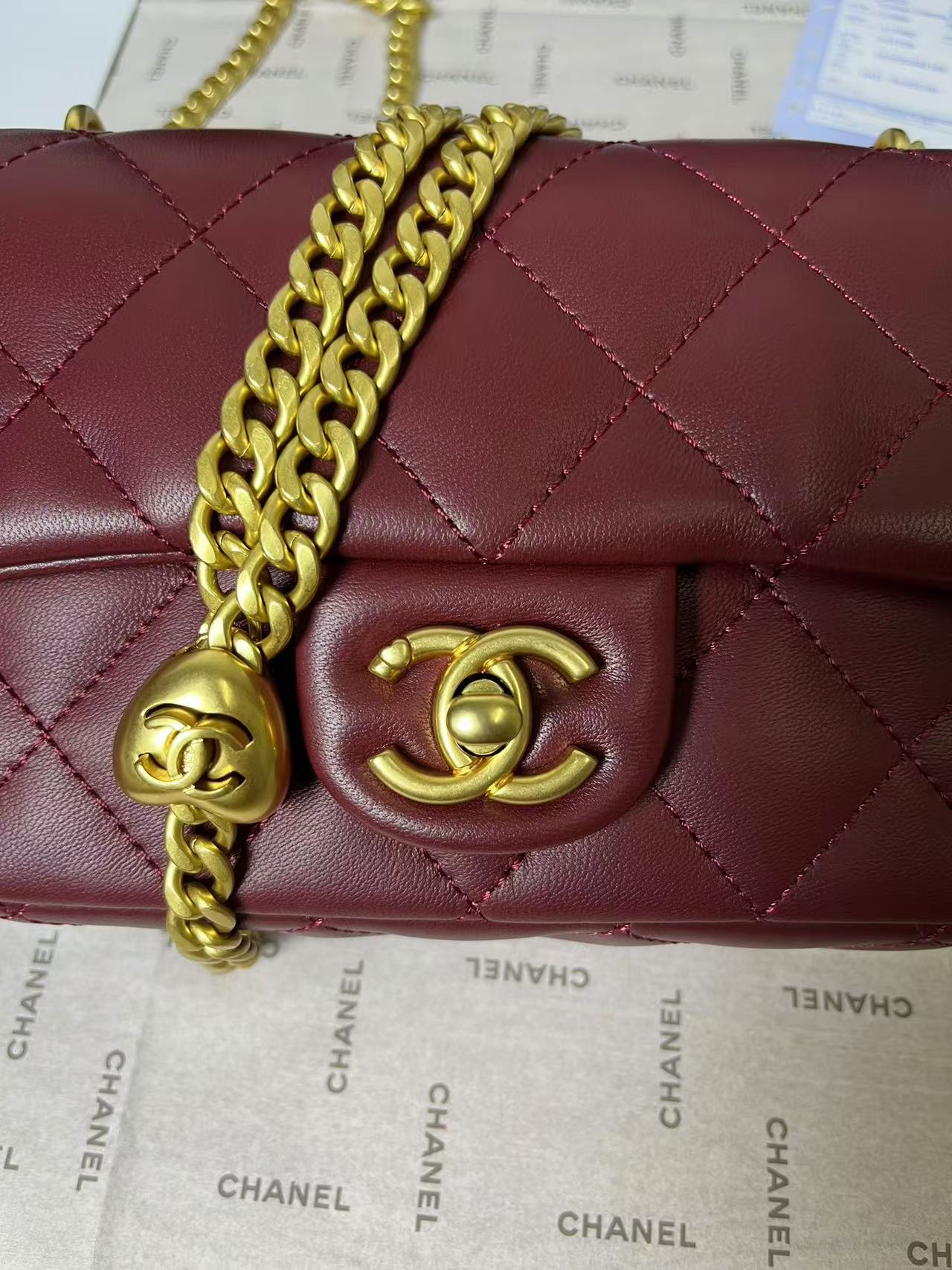 25C Mini Flap 19cm Burgundy Lambskin Gold Heart Hardware mysite