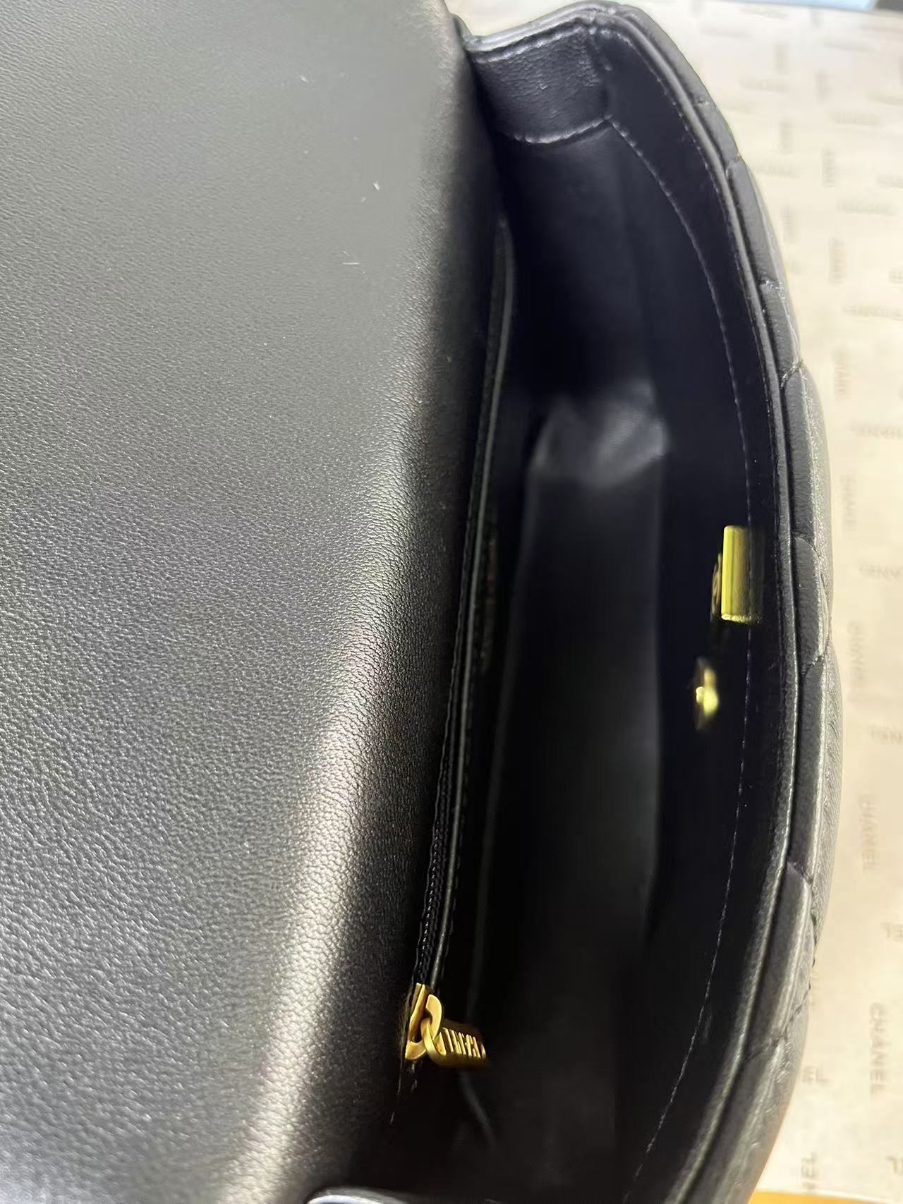 25C Mini Flap 24cm Black Lambskin Gold Heart Hardware mysite