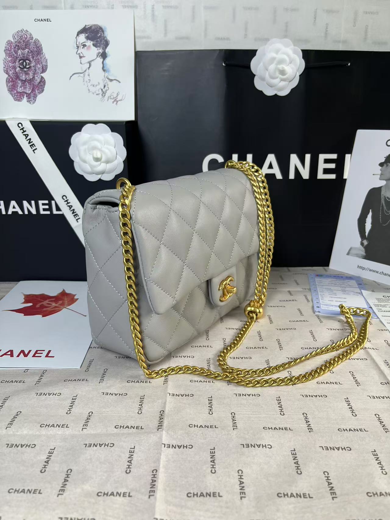 25C Mini Flap 24cm Grey Lambskin Gold Heart Hardware mysite