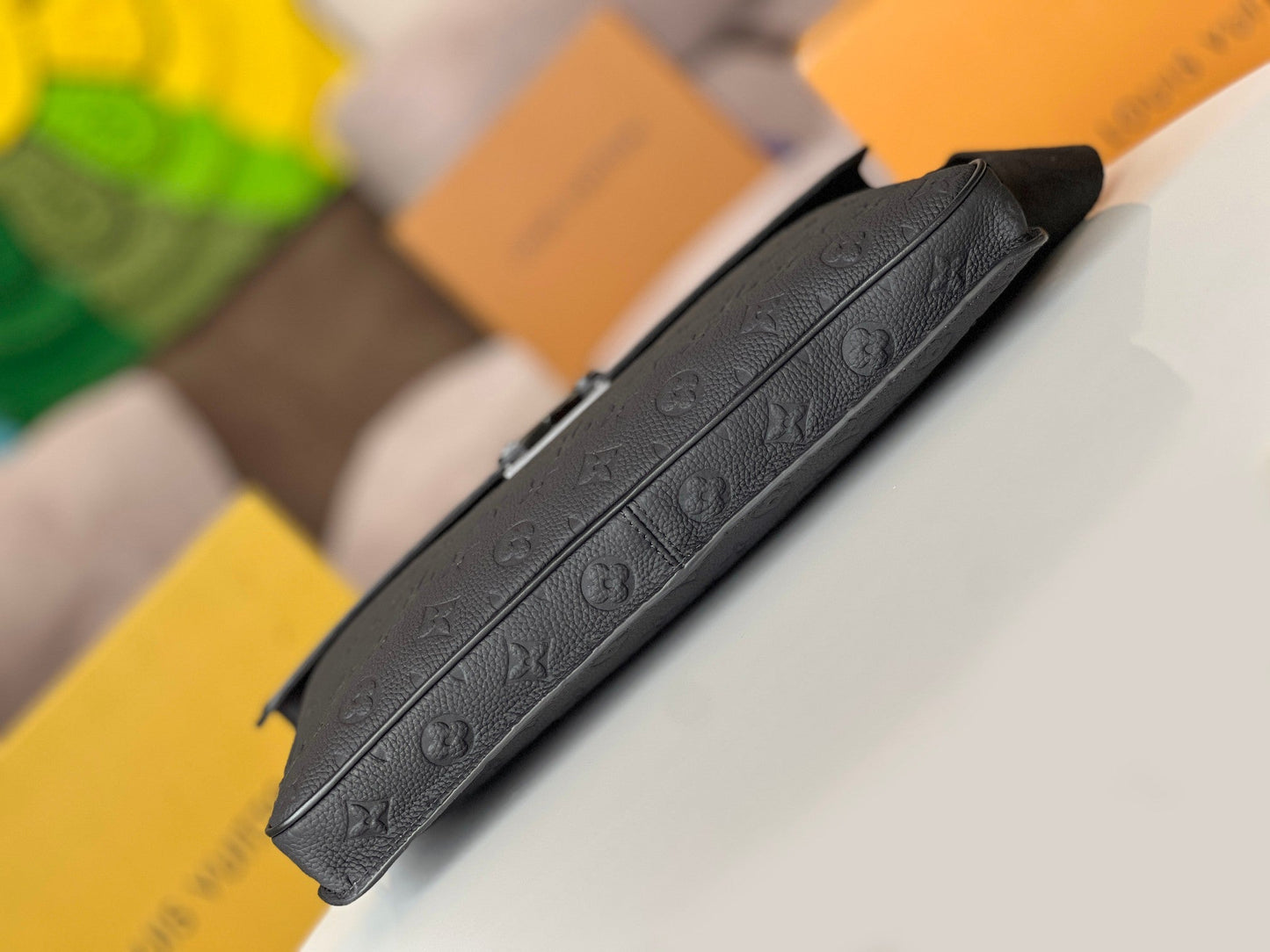 LV S-Lock Briefcase 39cm Black Taurillon Monogram leather mysite