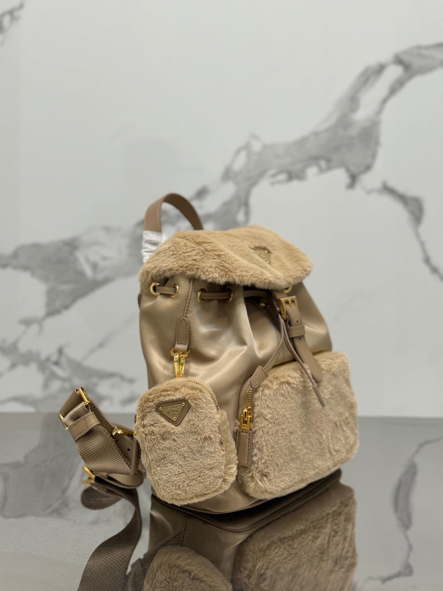 BACKPACK 25 IN BEIGE PARACHUTE FABRIC AND RABBIT FUR mysite