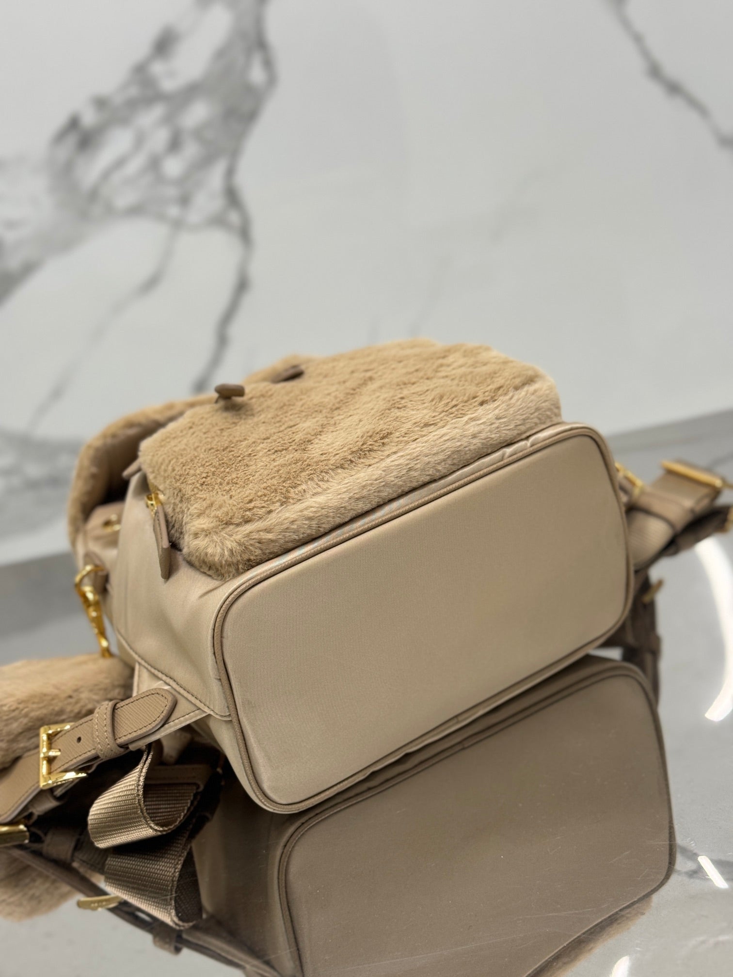 BACKPACK 25 IN BEIGE PARACHUTE FABRIC AND RABBIT FUR mysite