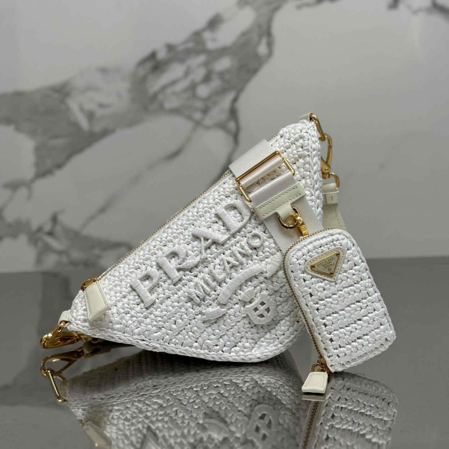 CROCHET TRIANGLE BAG 26 IN WHITE RAFFIA GOLD HARDWARE mysite