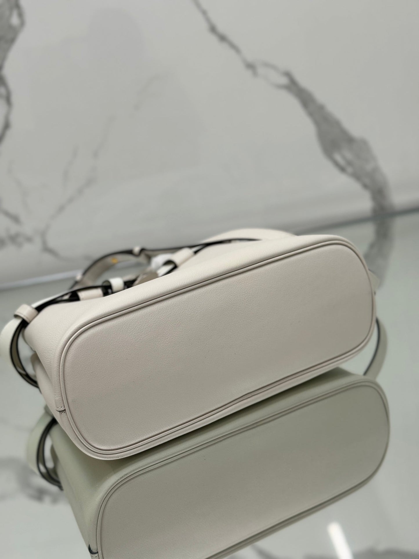 TOTE BAG WITH BELT 32 IN WHITE IMPORTED CALFSKIN mysite