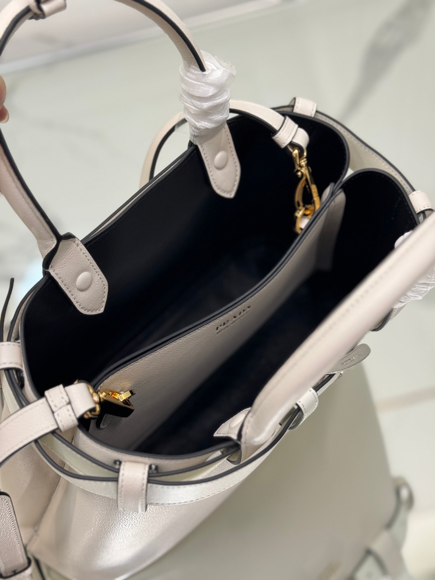 TOTE BAG WITH BELT 32 IN WHITE IMPORTED CALFSKIN mysite