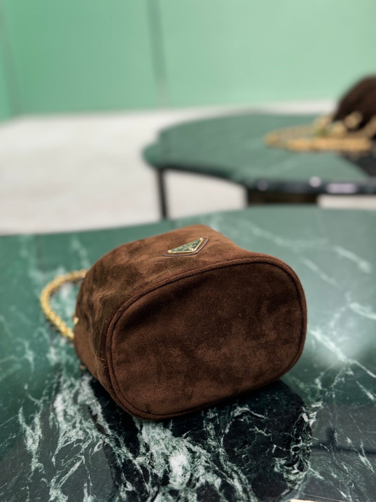 MINI BUCKET BAG 19 IN CHOCOLATE SOFT SUEDE GOLD HARDWARE mysite