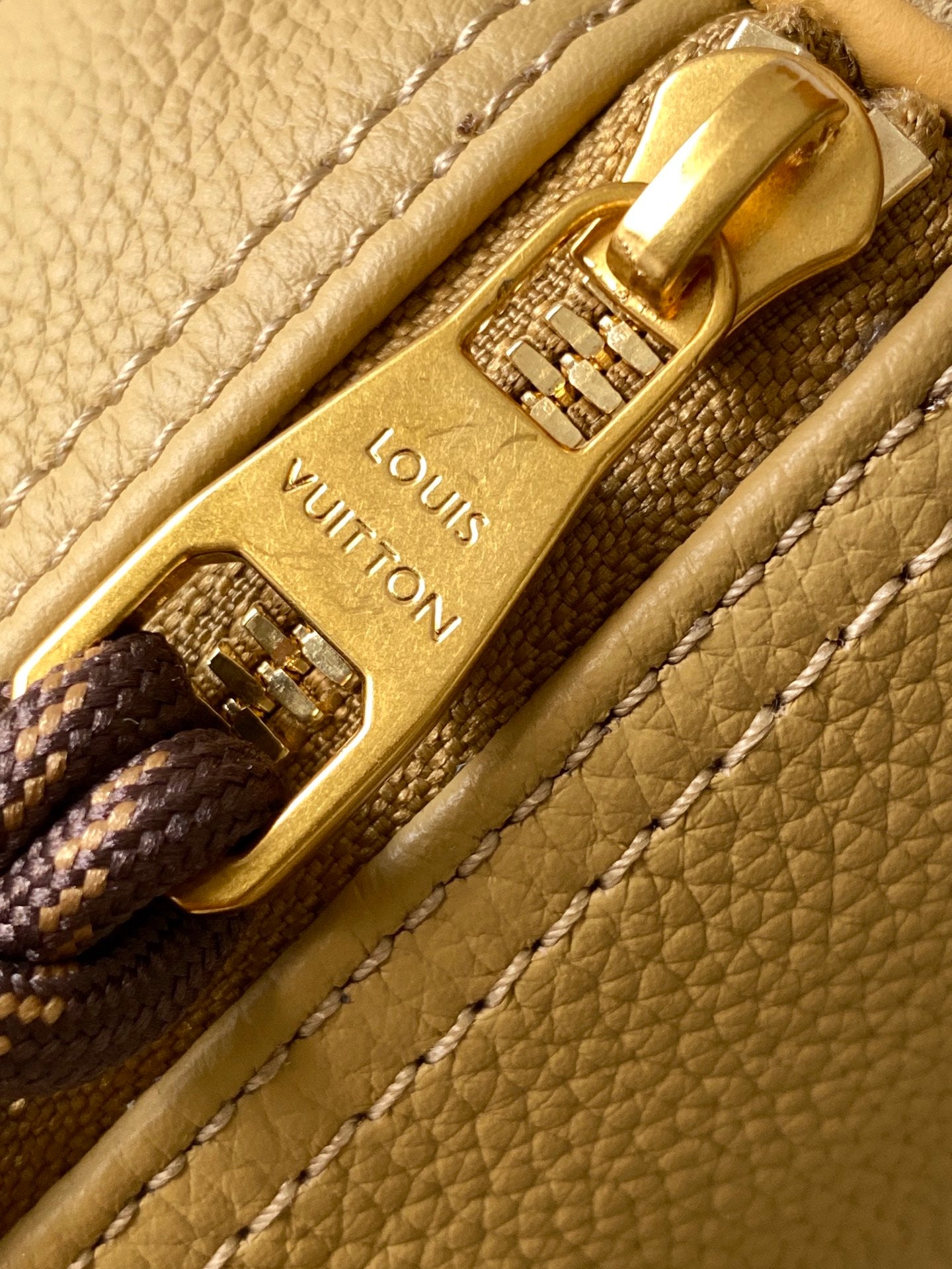 LV M12627 Keepall Bandoulière Cargo 25 Khaki Monogram Canvas & Cowhide  GHW mysite