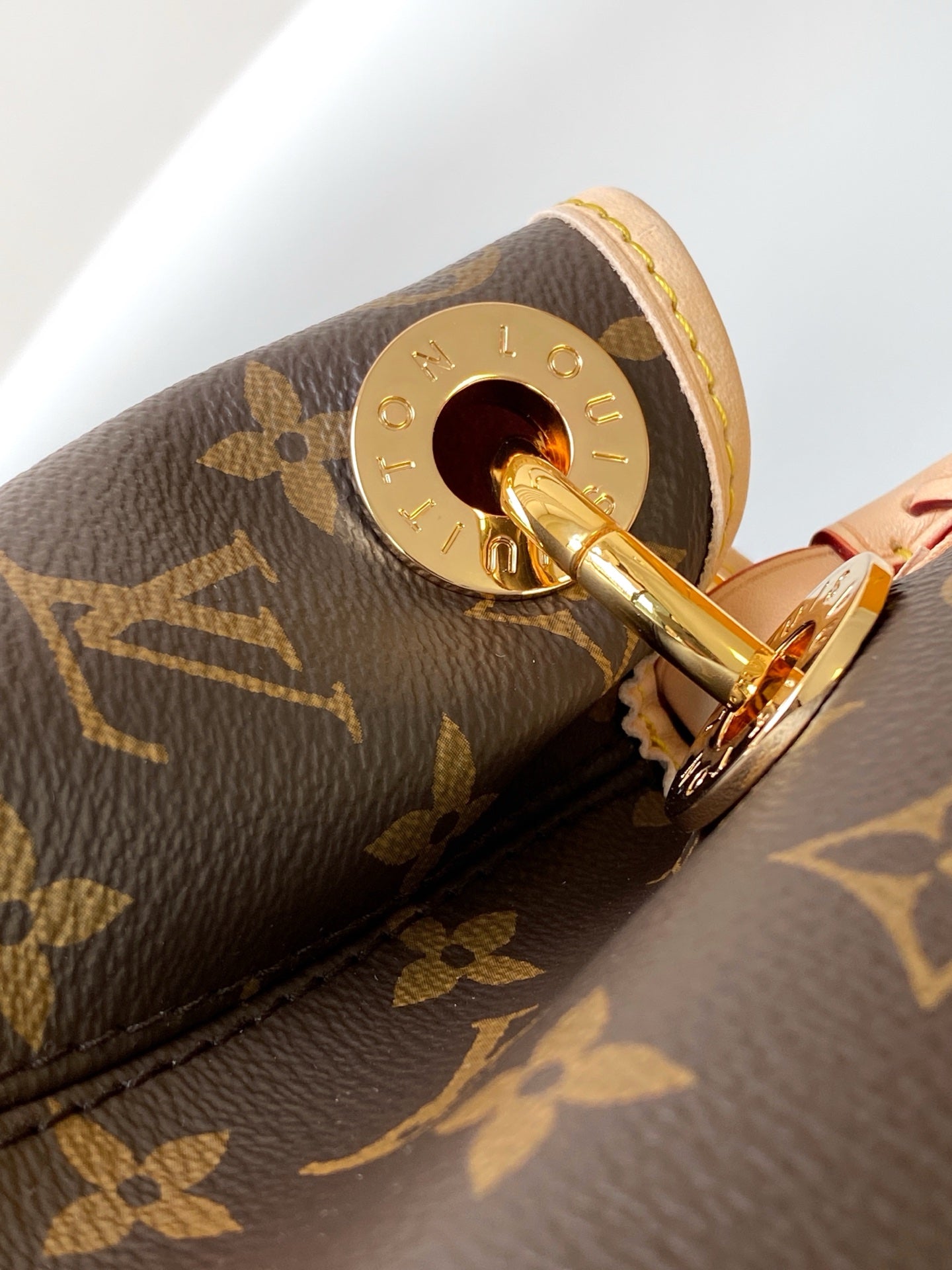 LV Again Handbag 53cm Brown Monogram Canvas & Cowhide mysite