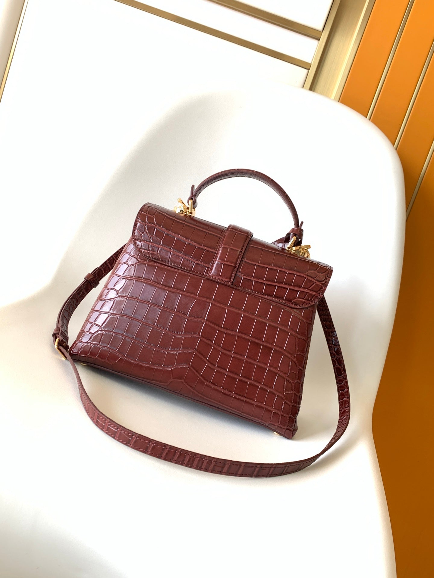 LV 25s Rose Des Vents Handbag 27cm Burgundy Crocodile GHW mysite