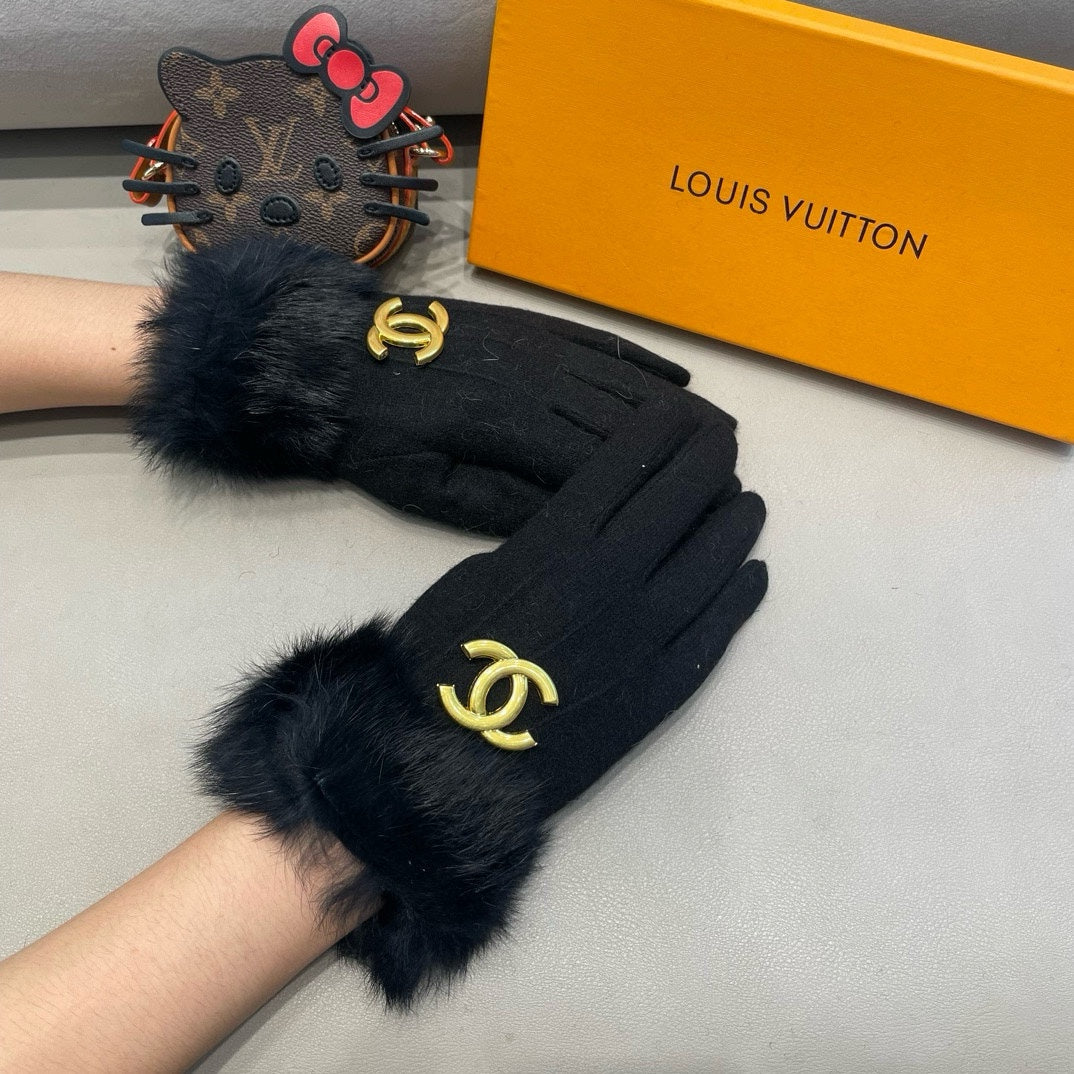 GLOVES IN BLACK WOOL AND RABBIT FUR 417168 mysite