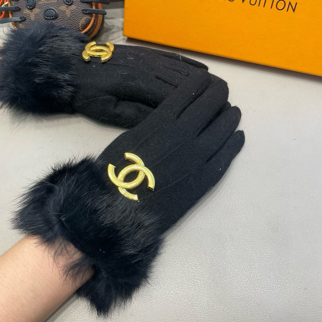 GLOVES IN BLACK WOOL AND RABBIT FUR 417168 mysite