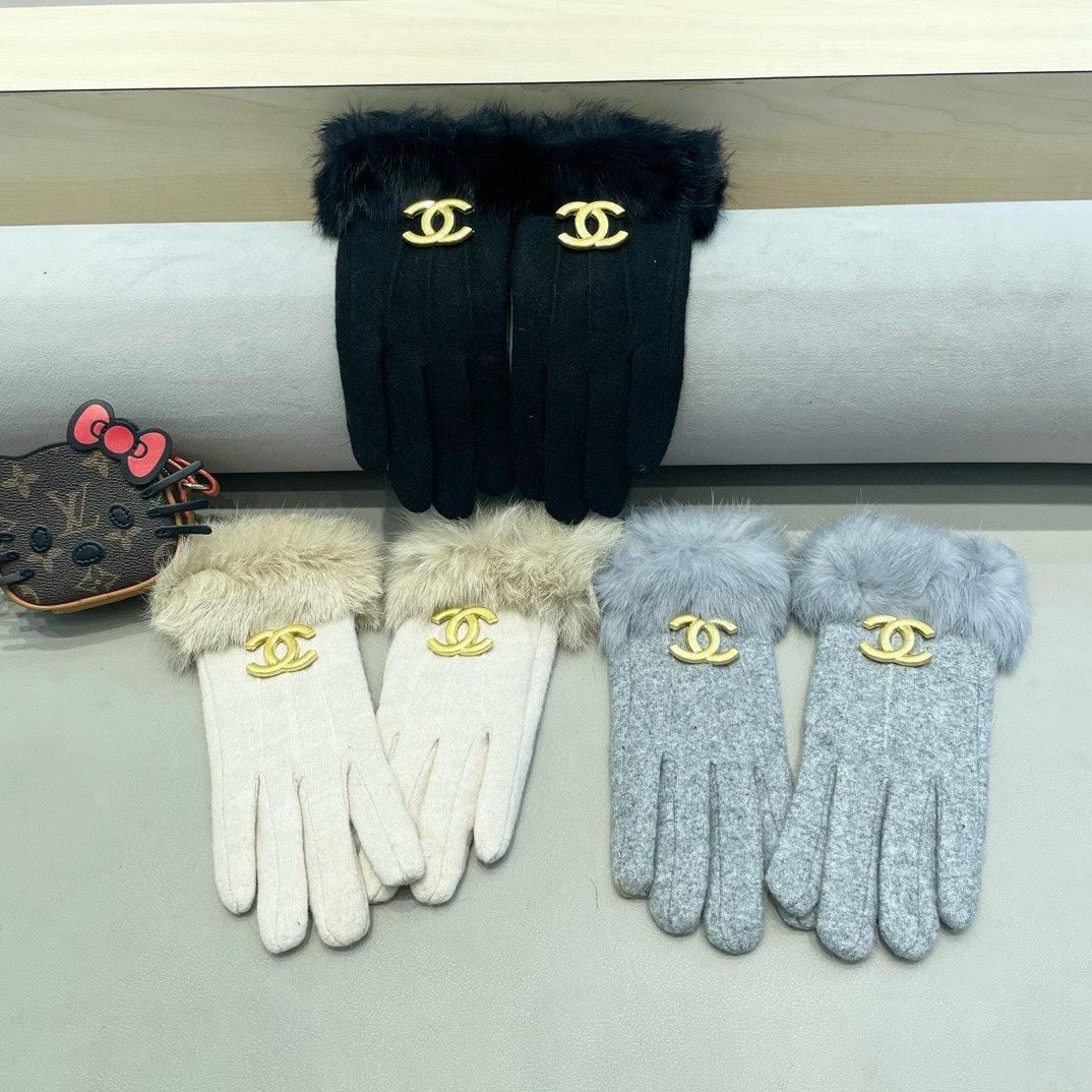 GLOVES IN BLACK WOOL AND RABBIT FUR 417168 mysite