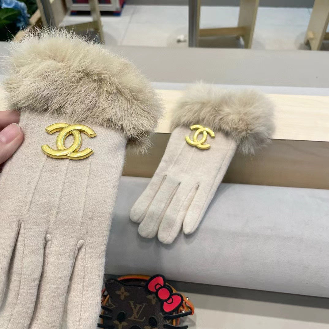 GLOVES IN PARCHMENT BEIGE WOOL AND RABBIT FUR 417169 mysite