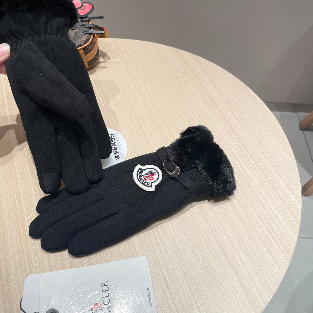 GLOVES IN BLACK WOOL WITH RABBIT FUR 439079 mysite