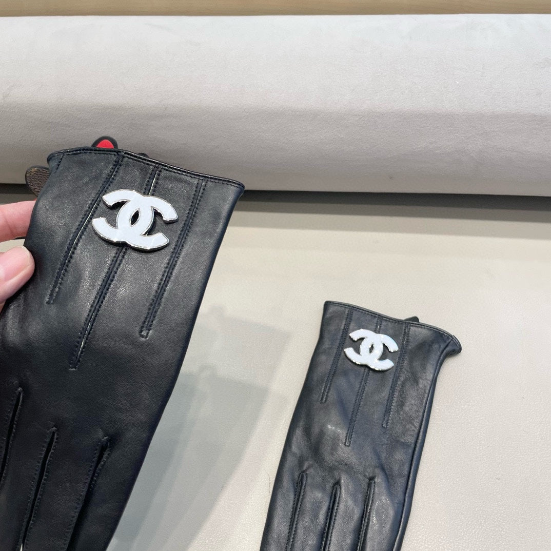 GLOVES IN BLACK LAMBSKIN WITH WHITE LOGO 462412 mysite