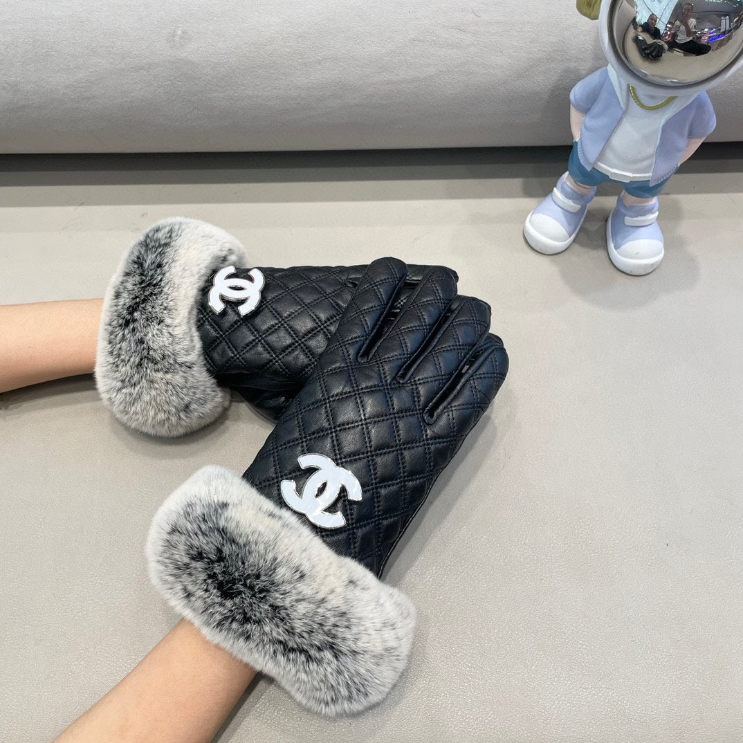 GLOVES IN BLACK LAMBSKIN WITH RABBIT FUR 463793 mysite