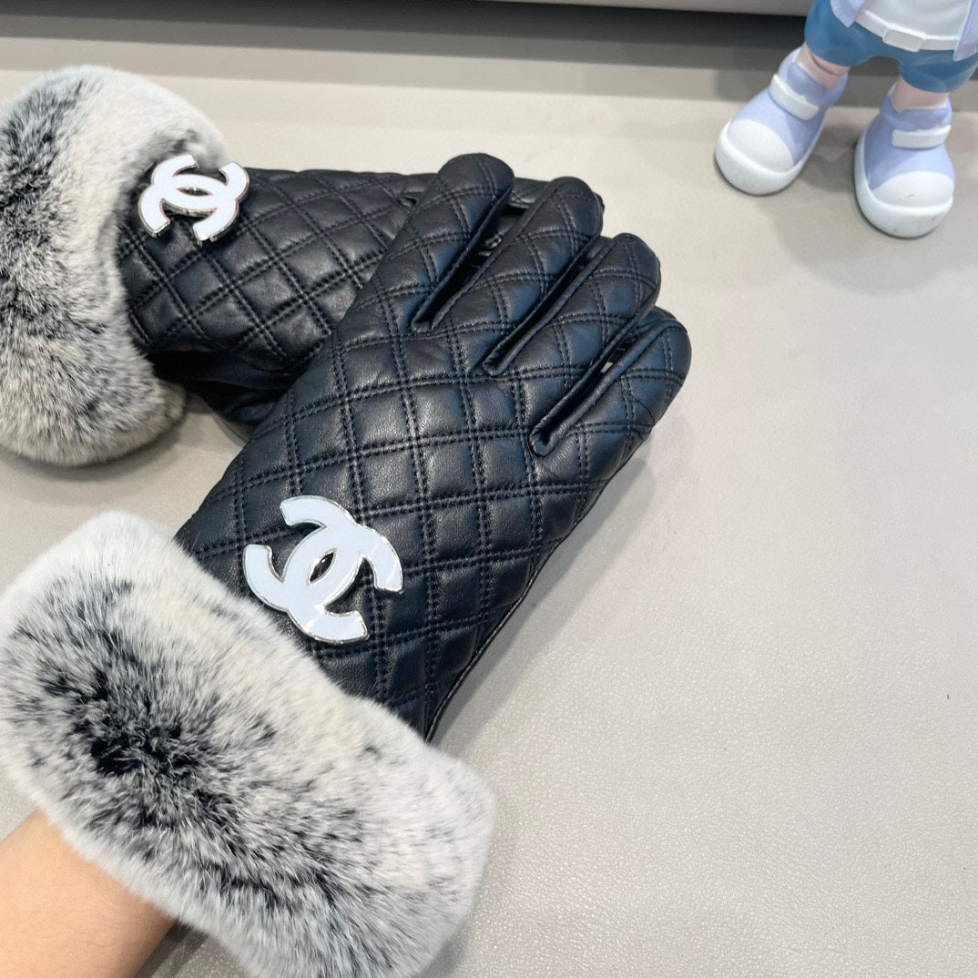 GLOVES IN BLACK LAMBSKIN WITH RABBIT FUR 463793 mysite