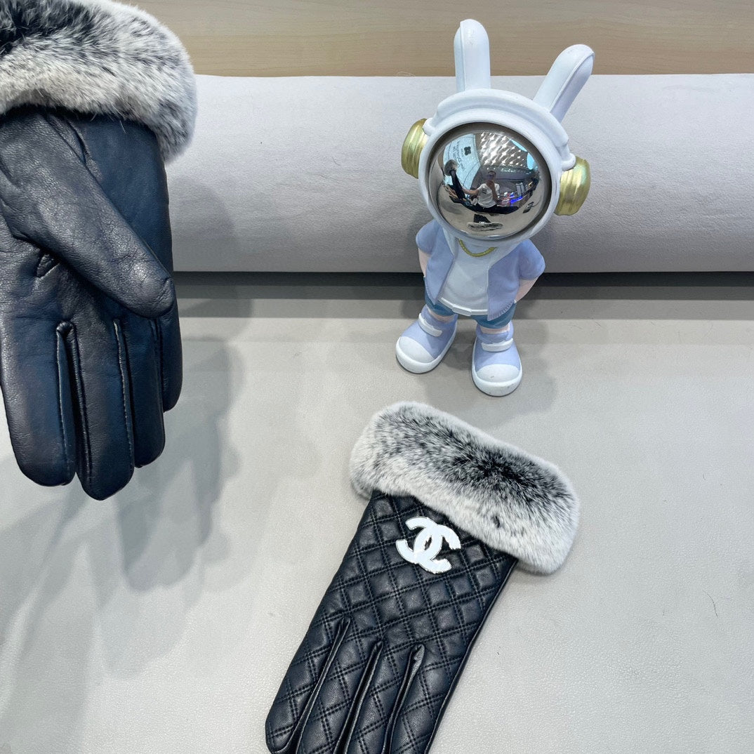 GLOVES IN BLACK LAMBSKIN WITH RABBIT FUR 463793 mysite