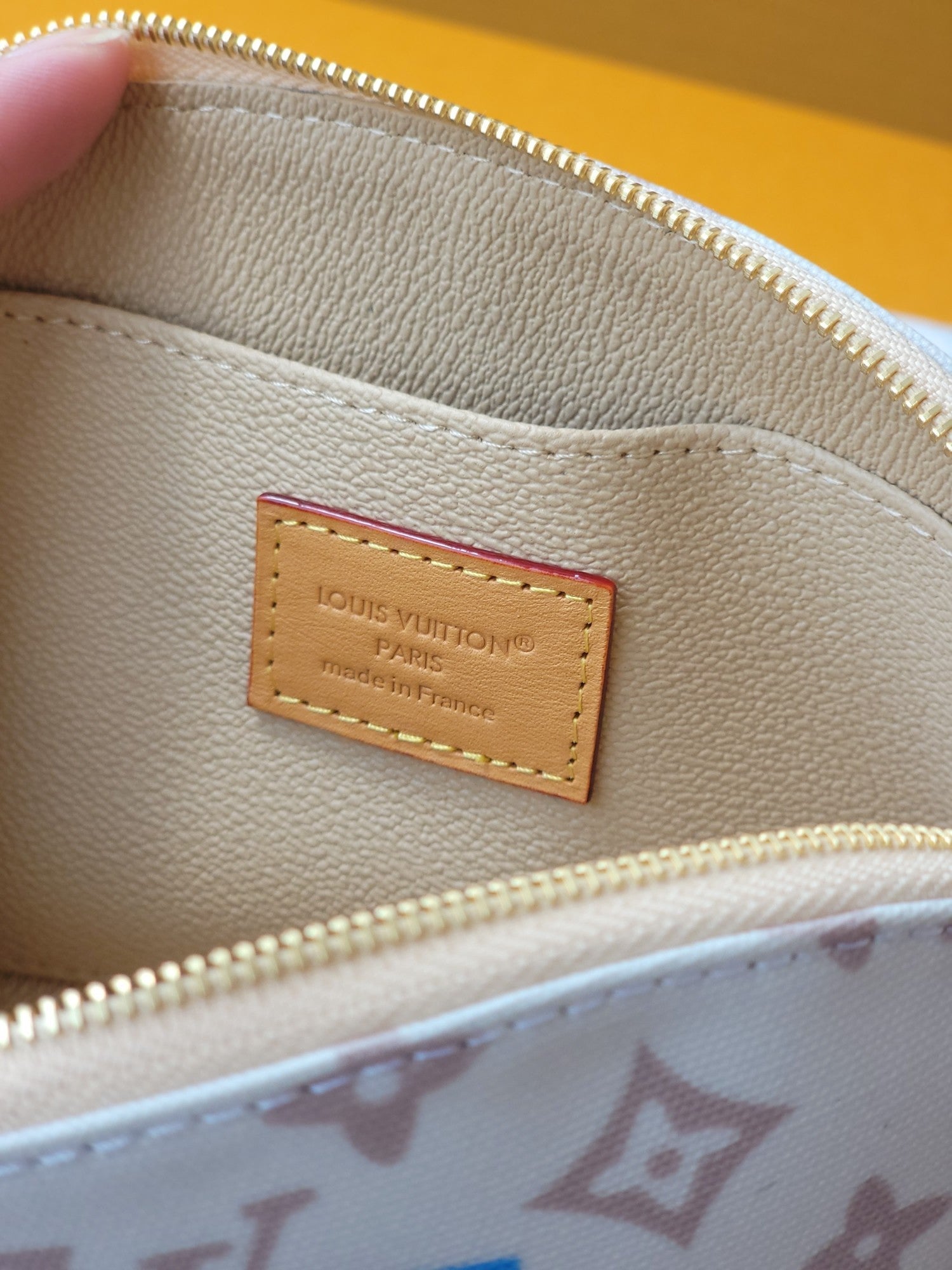 LV M14909 Cosmetic Pouch PM Multicolor Monogram Dune Canvas mysite