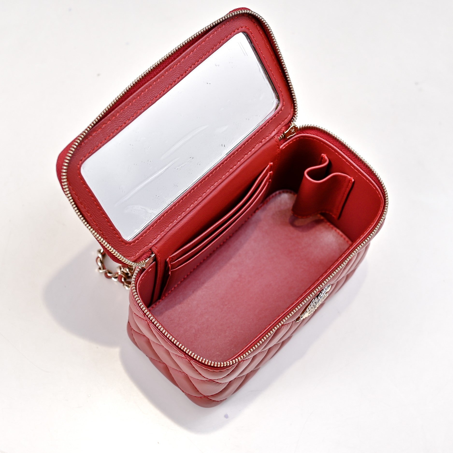 CC 24K Vanity Top Handle 17cm Red Lambskin Silver Hardware mysite