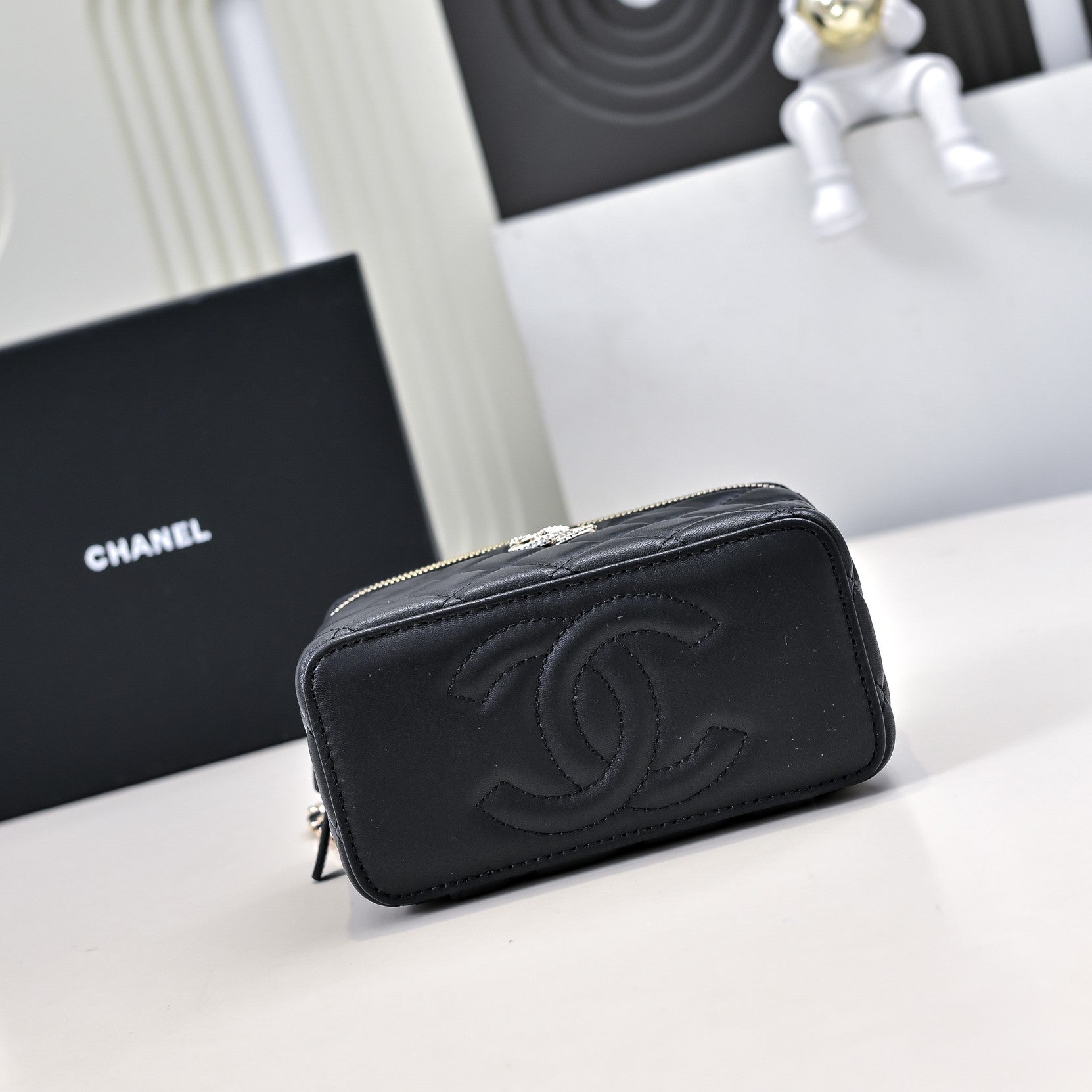 CC 24K Vanity Top Handle 17cm Black Lambskin Silver Hardware mysite