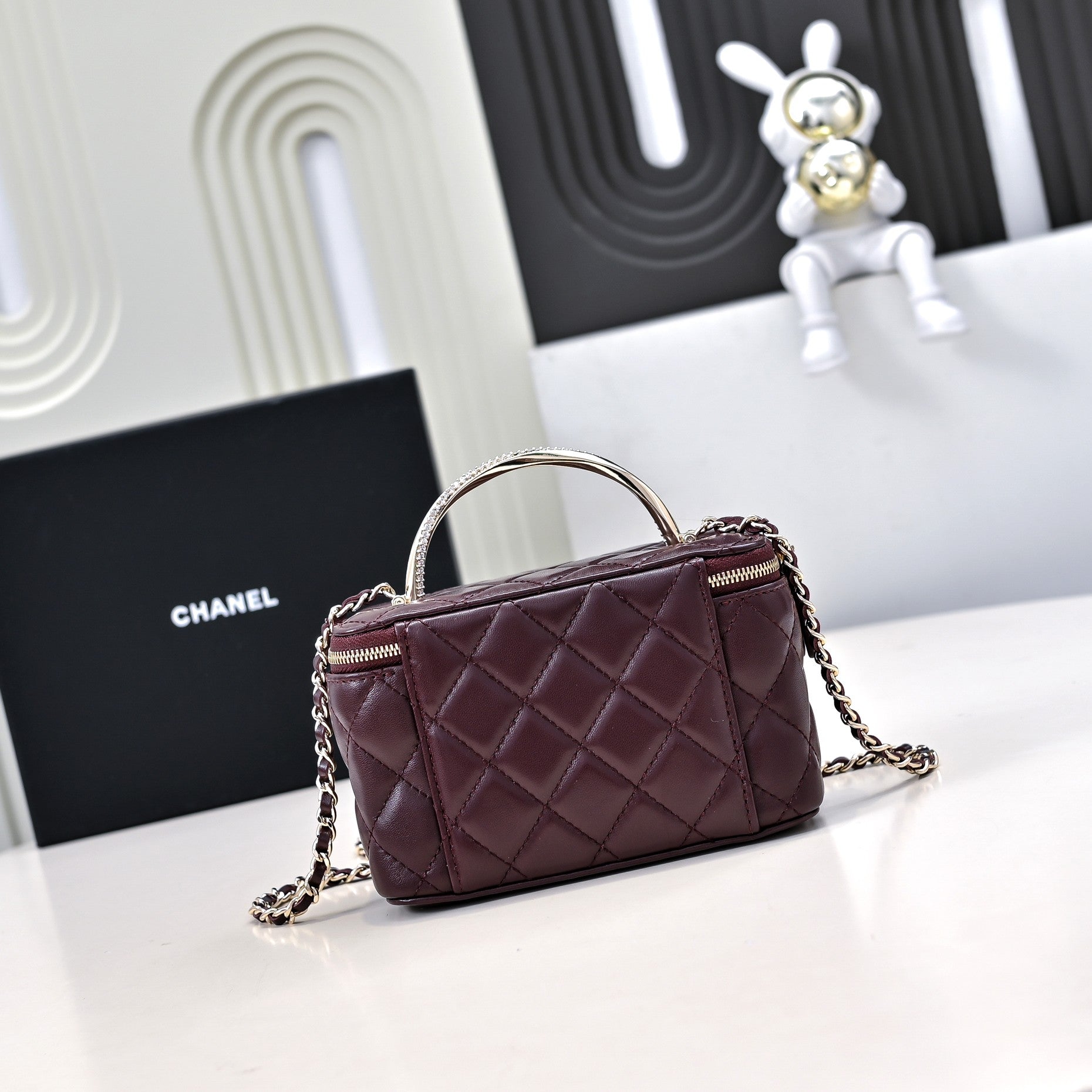 CC 24K Vanity Top Handle 17cm Burgundy Lambskin Silver Hardware mysite