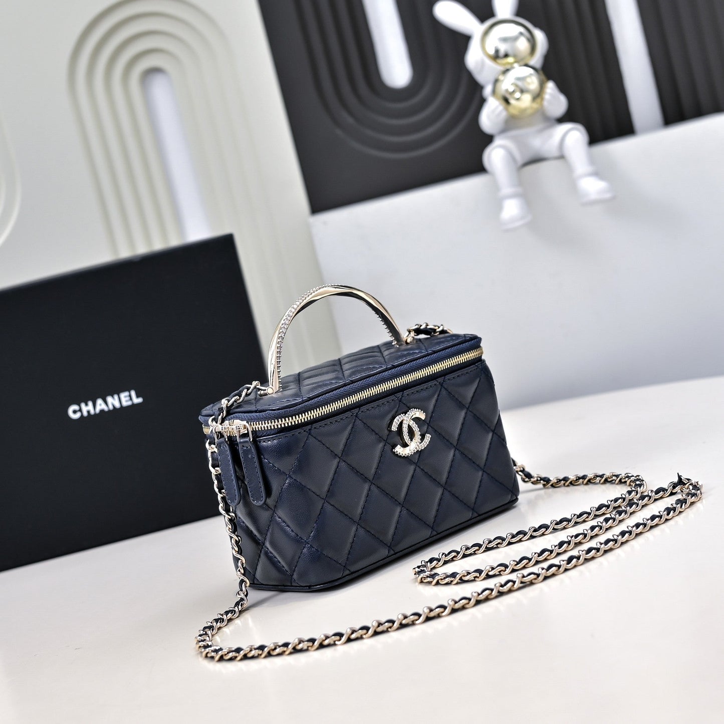 CC 24K Vanity Top Handle 17cm Blue Lambskin Silver Hardware mysite