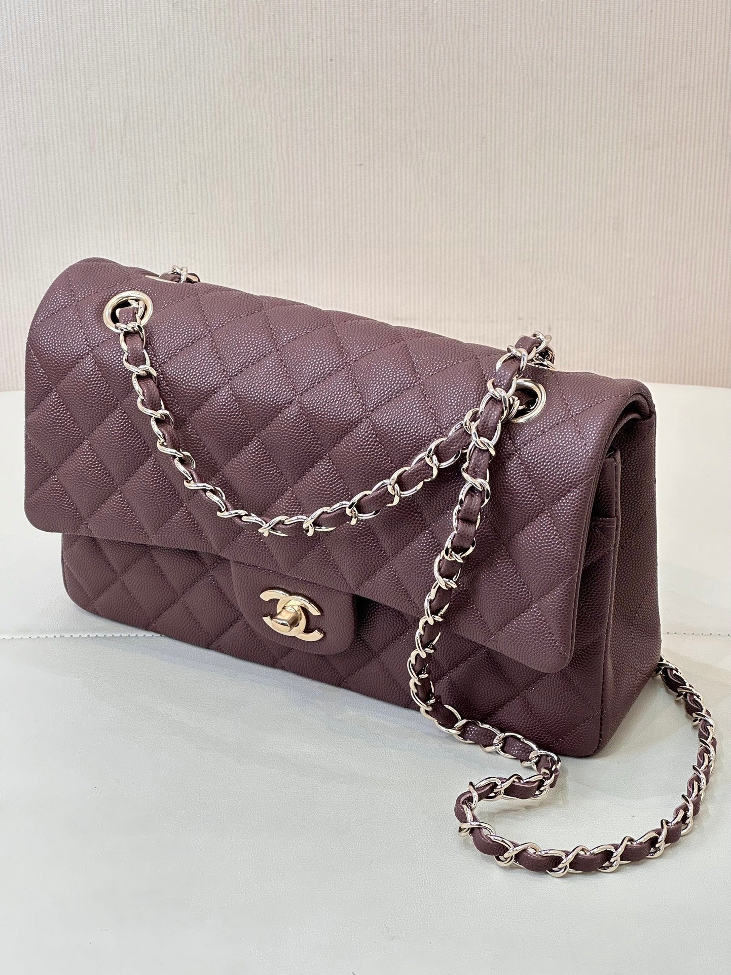 CLASSIC FLAP 23CM BURGUNDY CAVIAR LIGHT GOLD HARDWARE mysite
