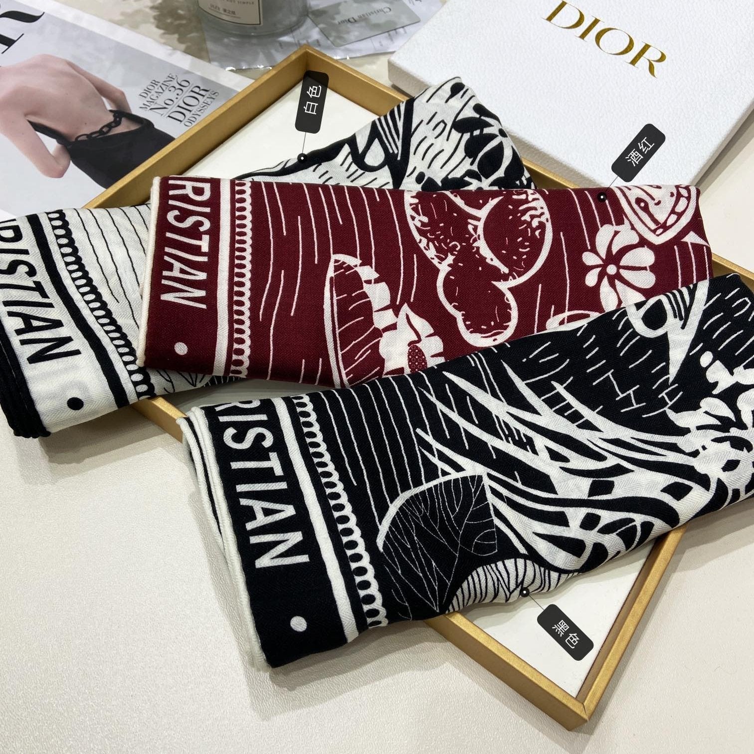 SQUARE SCARF 140 CM IN BLACK MIX WHITE MONOGRAM WOOL AND SILK 415109 mysite