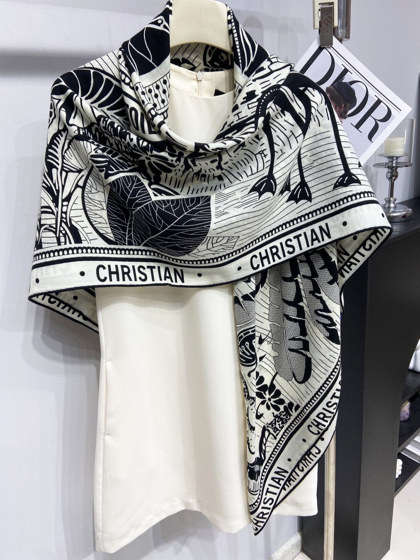 SQUARE SCARF 140 CM IN BLACK MIX WHITE MONOGRAM WOOL AND SILK 415111 mysite