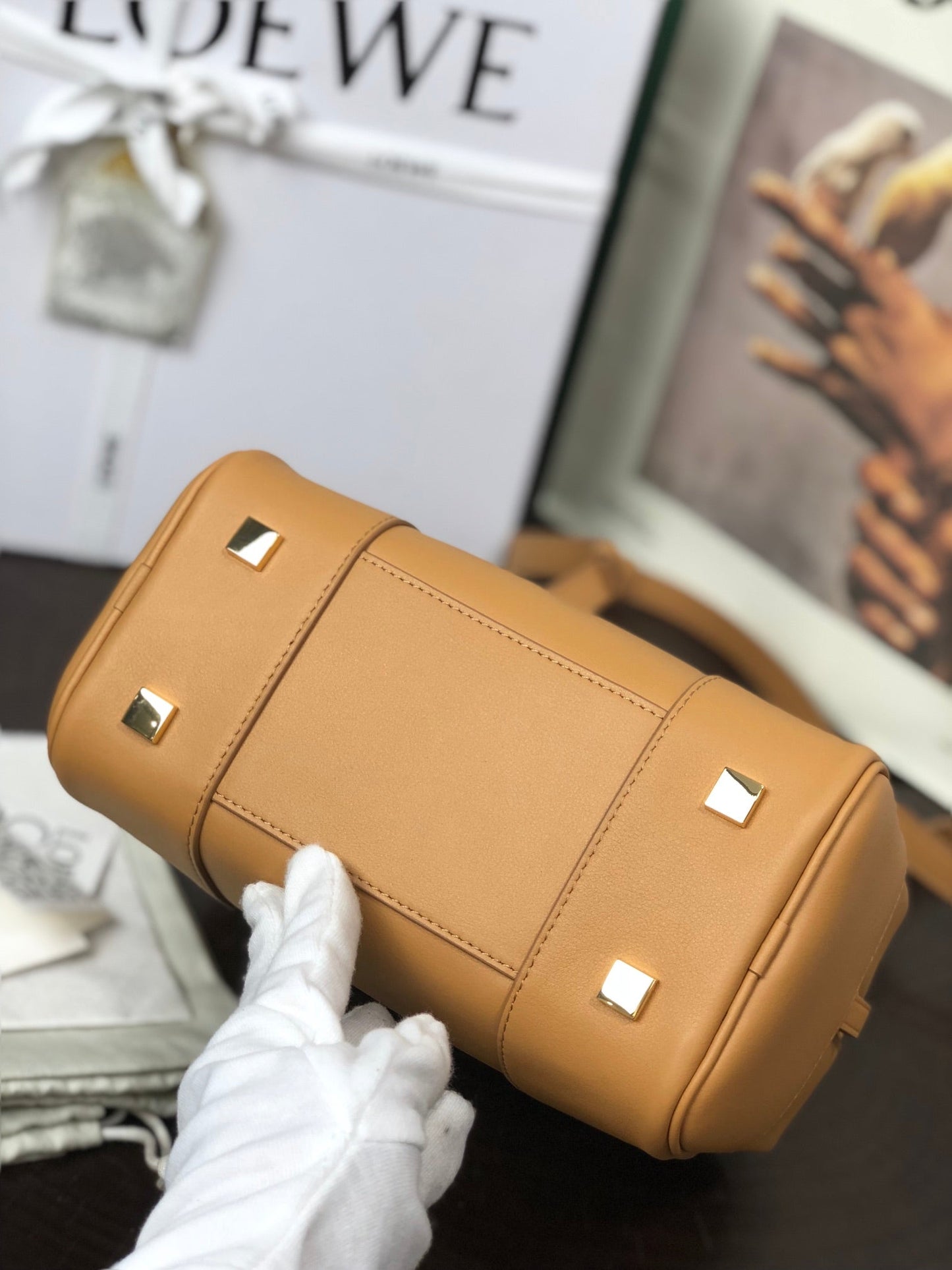 LOE AMAZONA 19 BAG IN WARM DESERT NAPPA CALFSKIN mysite