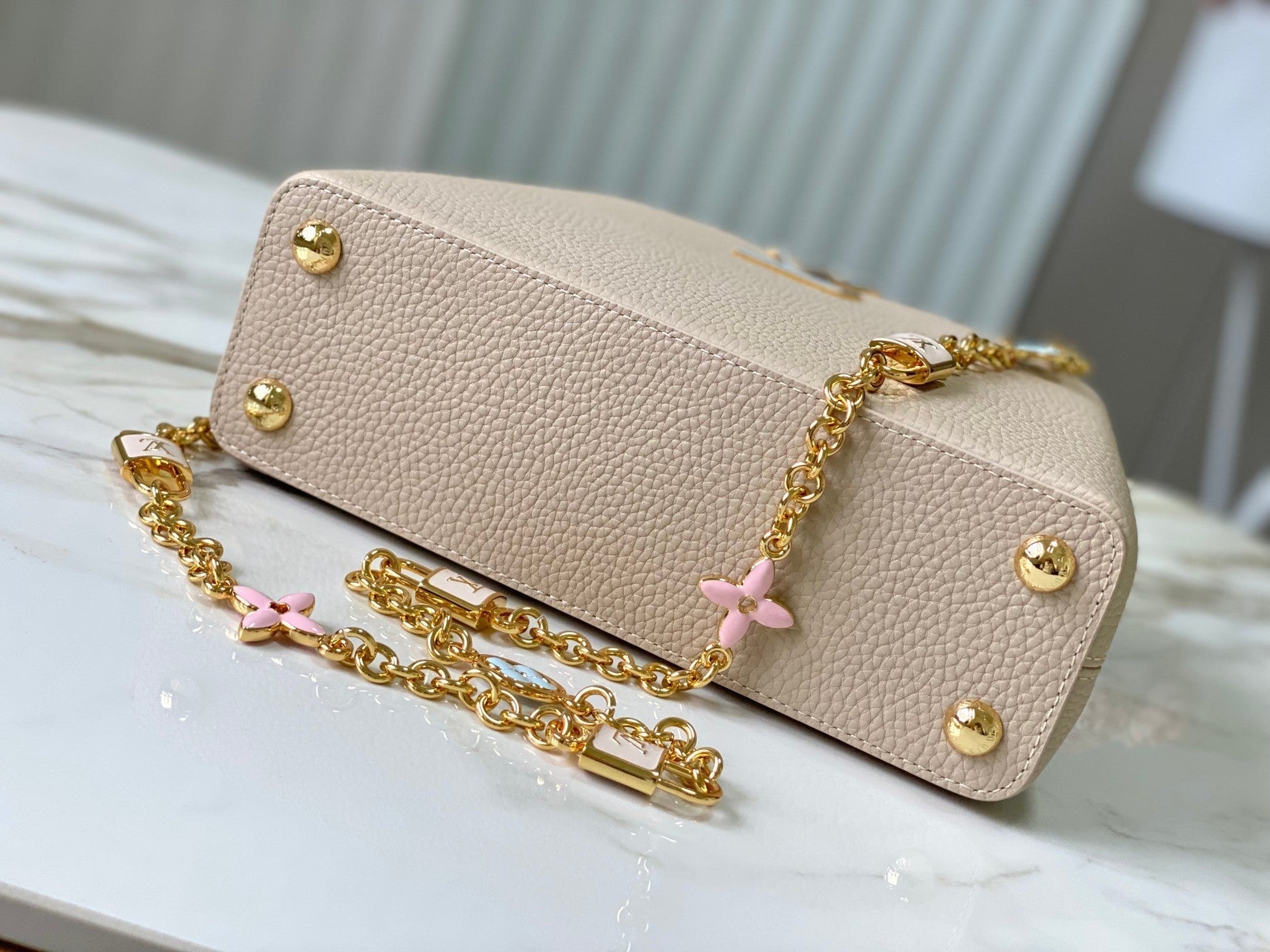 capucines bb 27 beige cloud blue taurillon leather gold hardware mysite