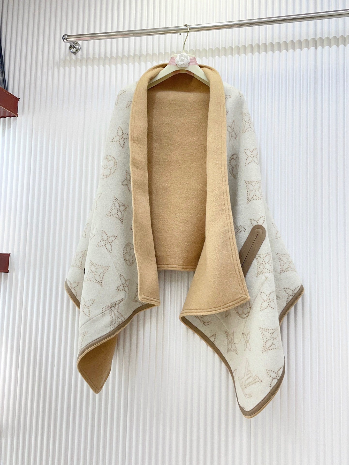 CAPE PONCHO 180 CM IN BEIGE CASHMERE 398272 mysite