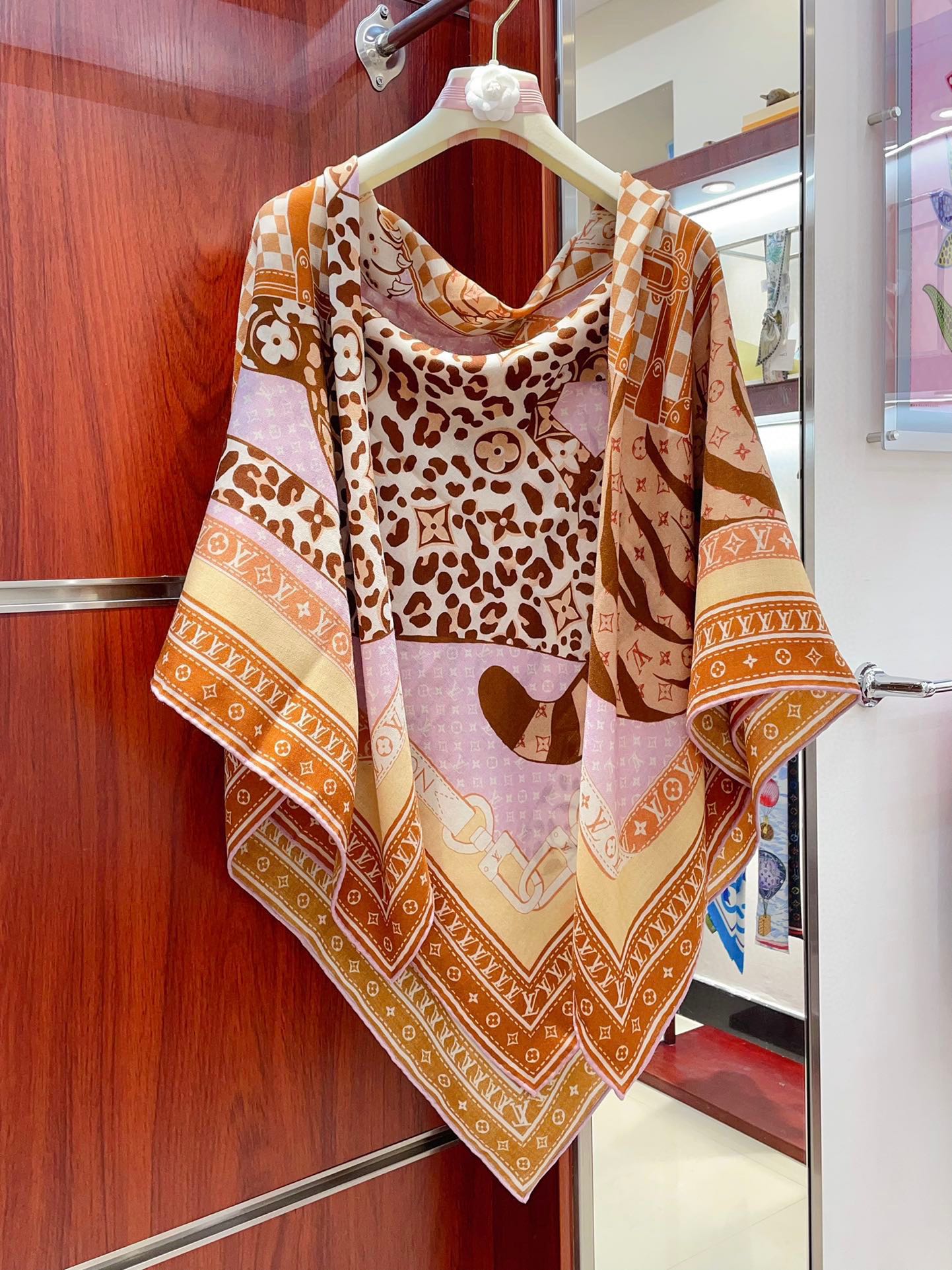 FELINE DUO 140 CM SQUARE SILK SCARF COLORFUL 398281 mysite