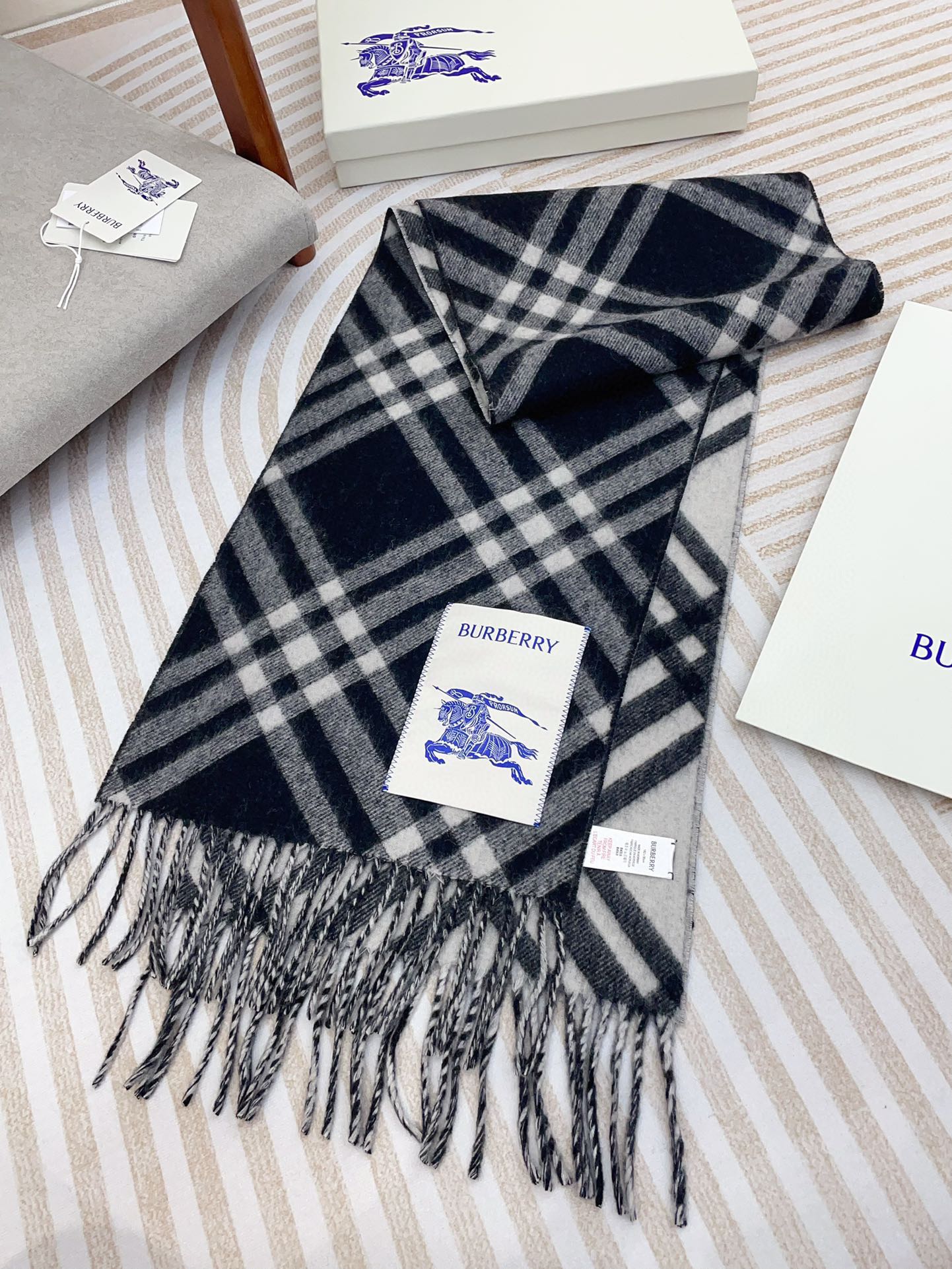 CHECK CASHMERE SCARF 168 CM BLACK MIX WHITE 410210 mysite