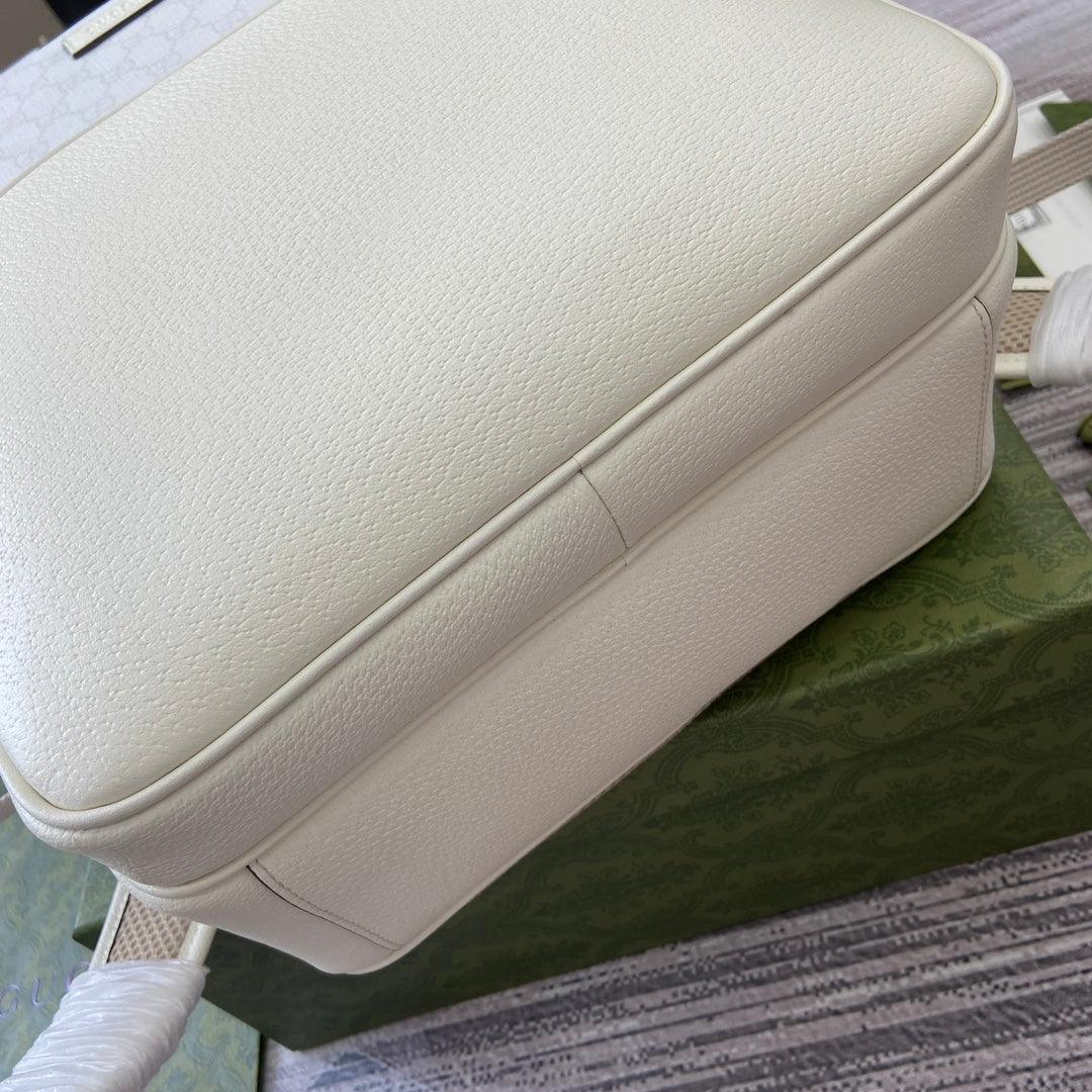 MEDIUM 40 GG BACKPACK WITH TAG WHITE CALFSKIN AND CANVAS mysite