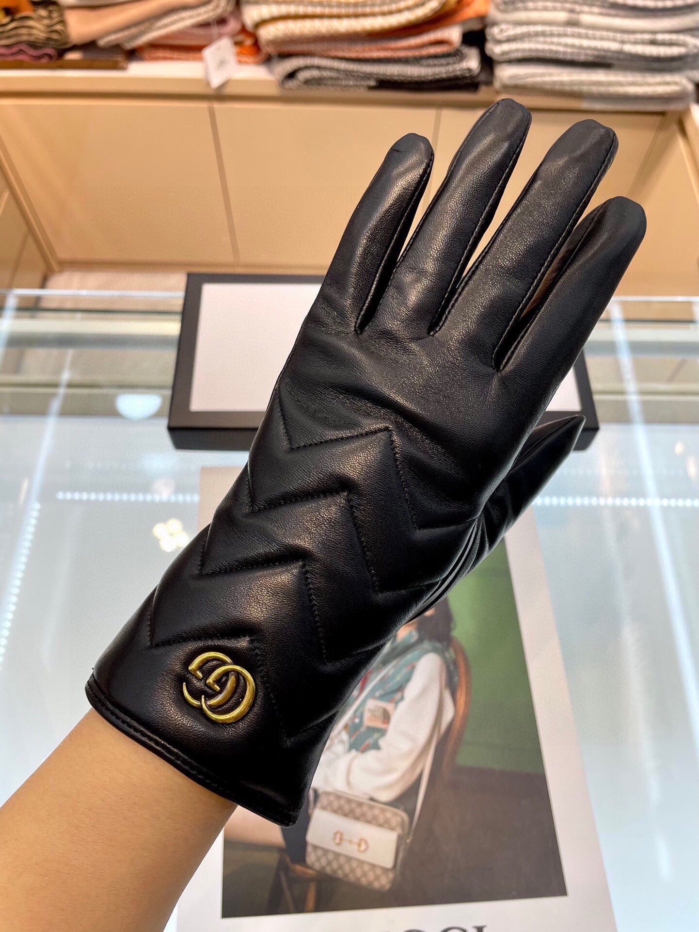 MARMONT GLOVES IN BLACK LAMBSKIN 463844 mysite