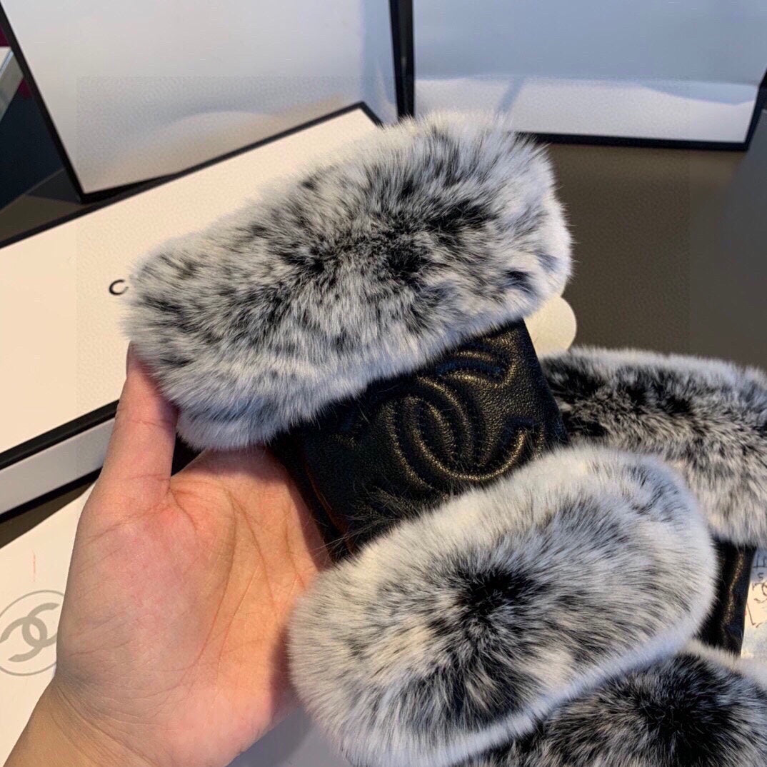 SHORt-STYLE GLOVES IN BLACK SHEEPSKIN AND RABBIT FUR 463852 mysite