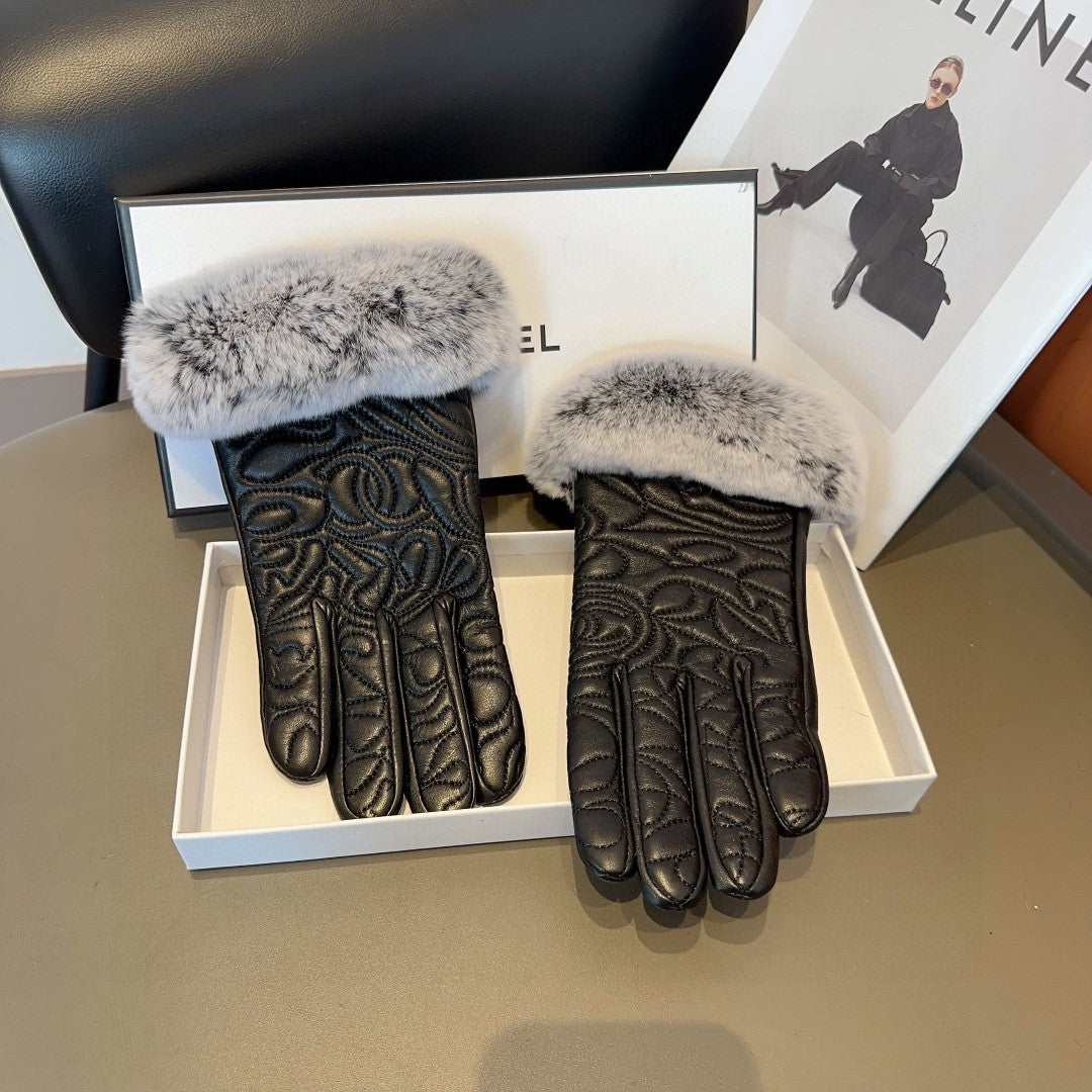 GLOVES IN BLACK EMBOSSED LAMBSKIN WITH RABBIT FUR 462323 mysite