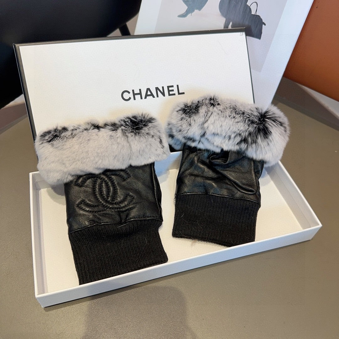 FINGERNESS GLOVES IN BLACK LAMBSKIN AND RABBIT FUR465054 mysite