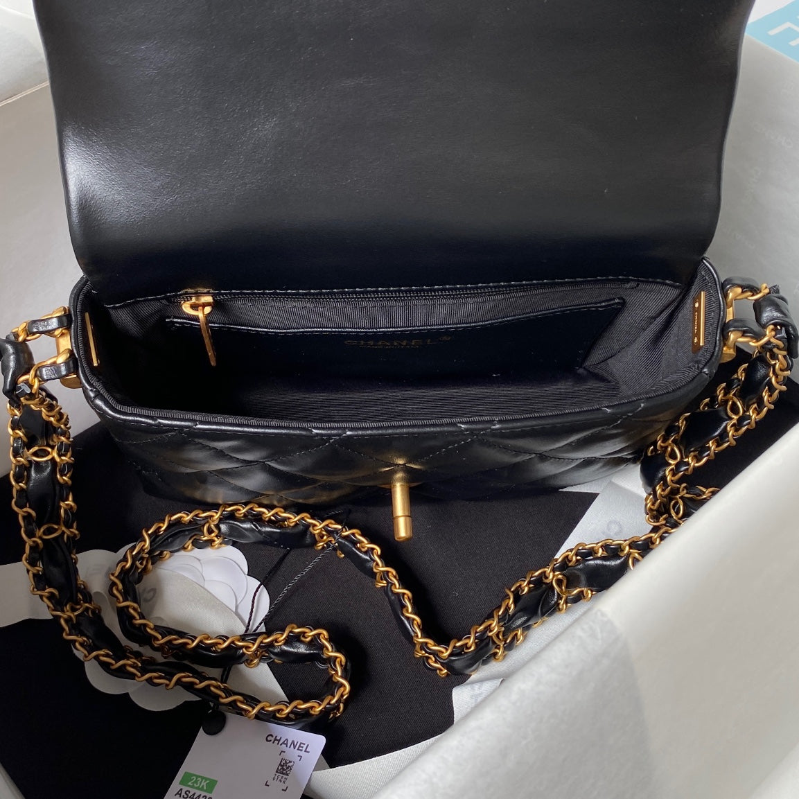 SMALL FLAP BAG 20 IN BLACK LAMBSKIN GOLD HARDWARE mysite