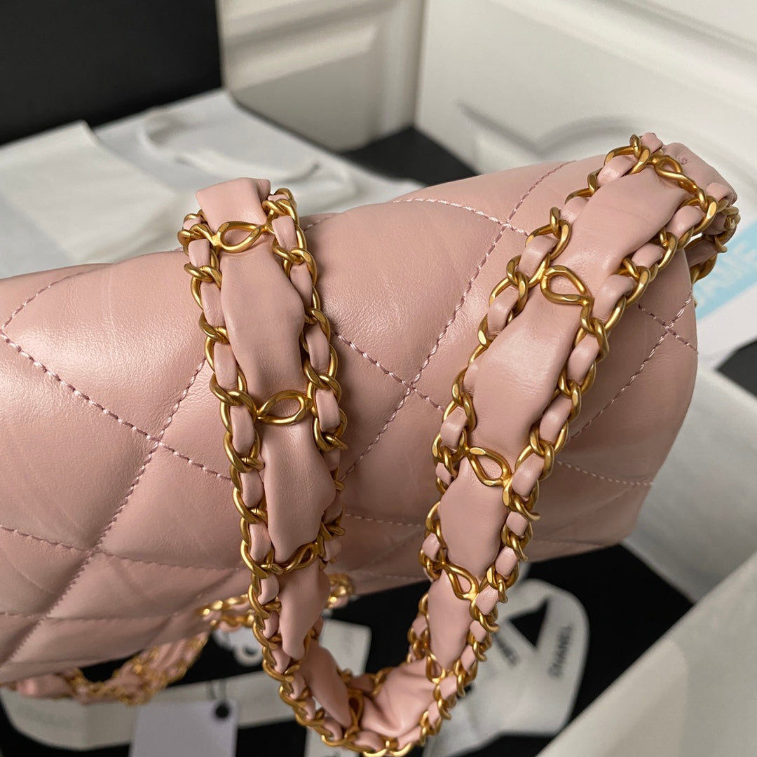 SMALL FLAP BAG 20 IN PEACH PINK LAMBSKIN GOLD HARDWARE mysite