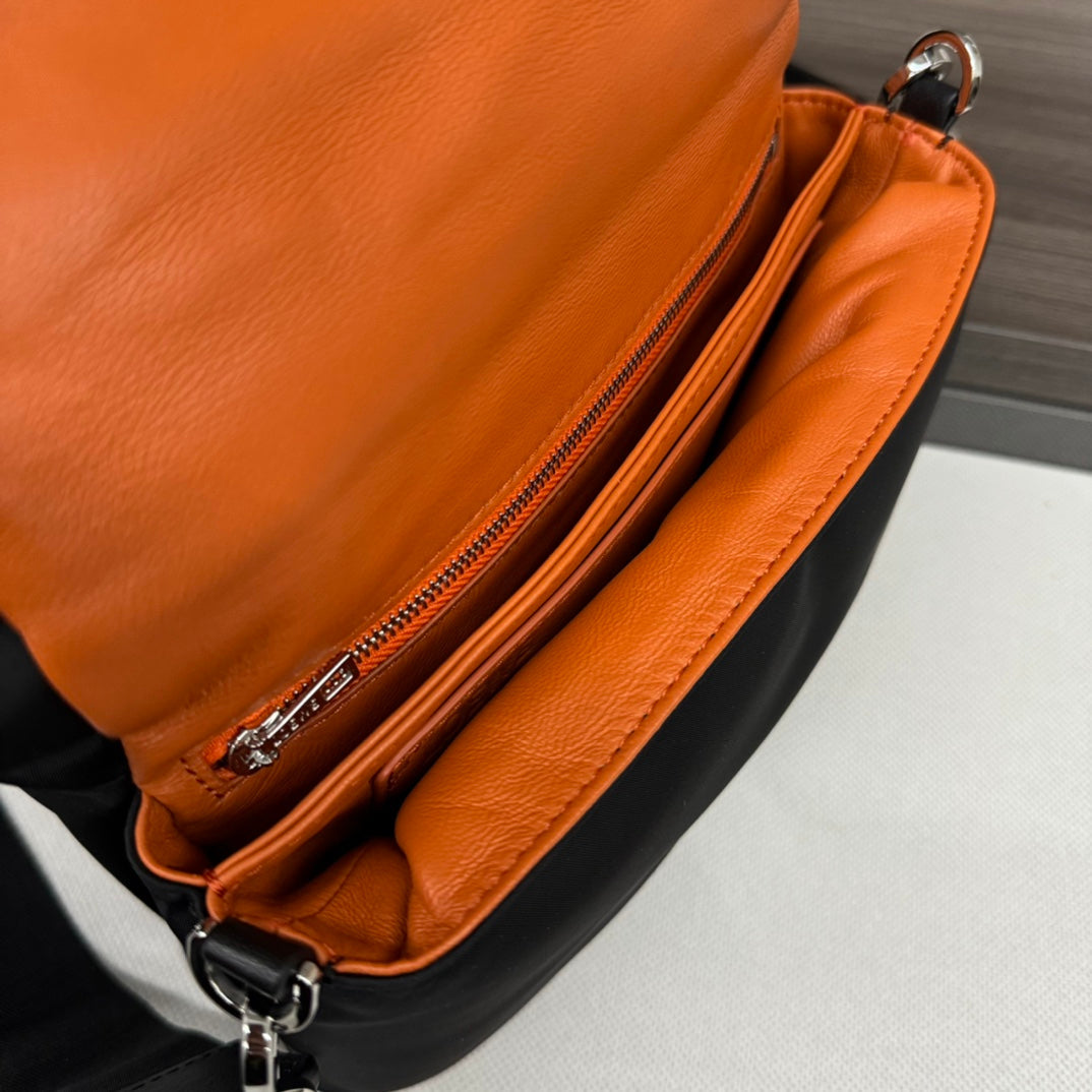 LOE MINI PUFFER GOYA 23 BAG IN BLACK NAPPA LAMBSKIN mysite