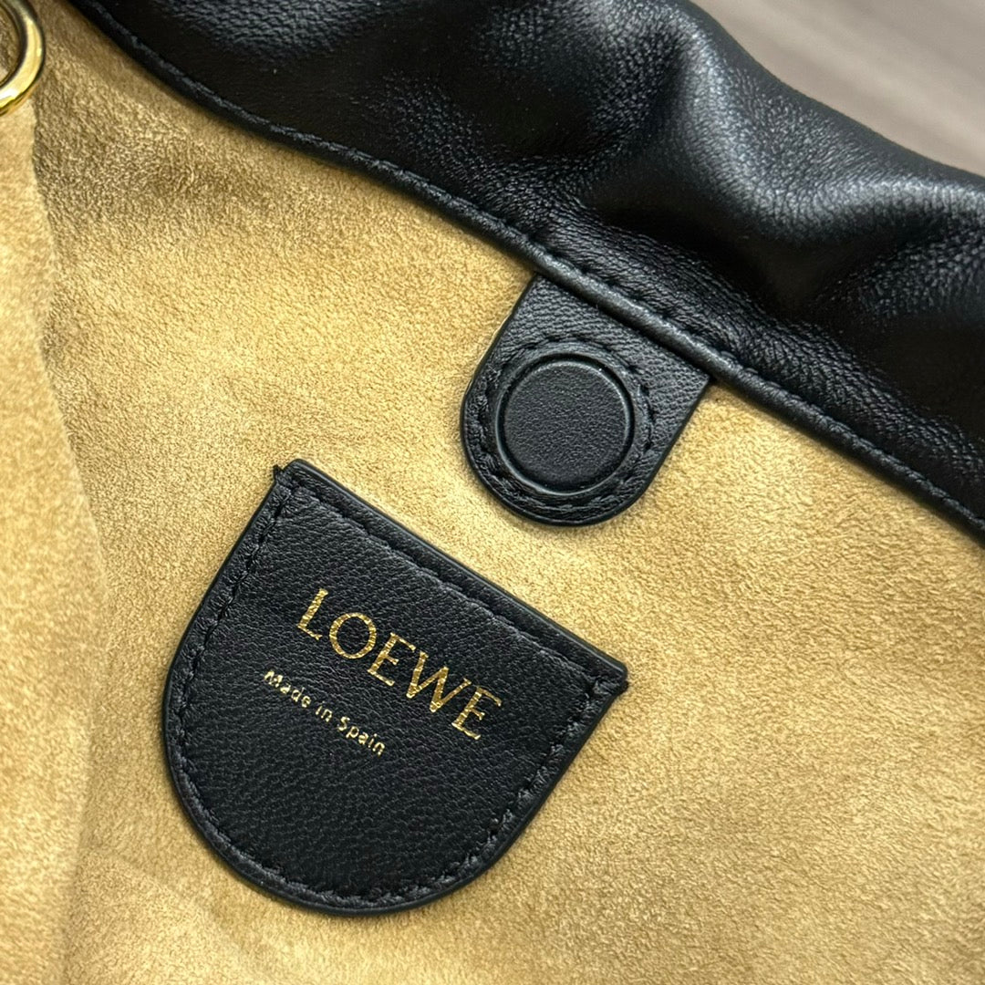 LOE 23 FLAMENCO PURSE BUCKET IN BLACK LAMBSKIN mysite