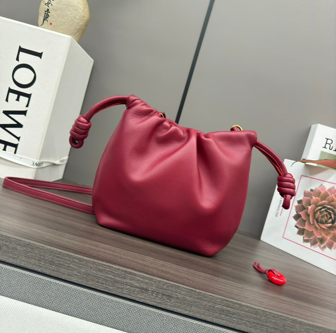 LOE 23 FLAMENCO PURSE BUCKET IN RED PINK LAMBSKIN mysite